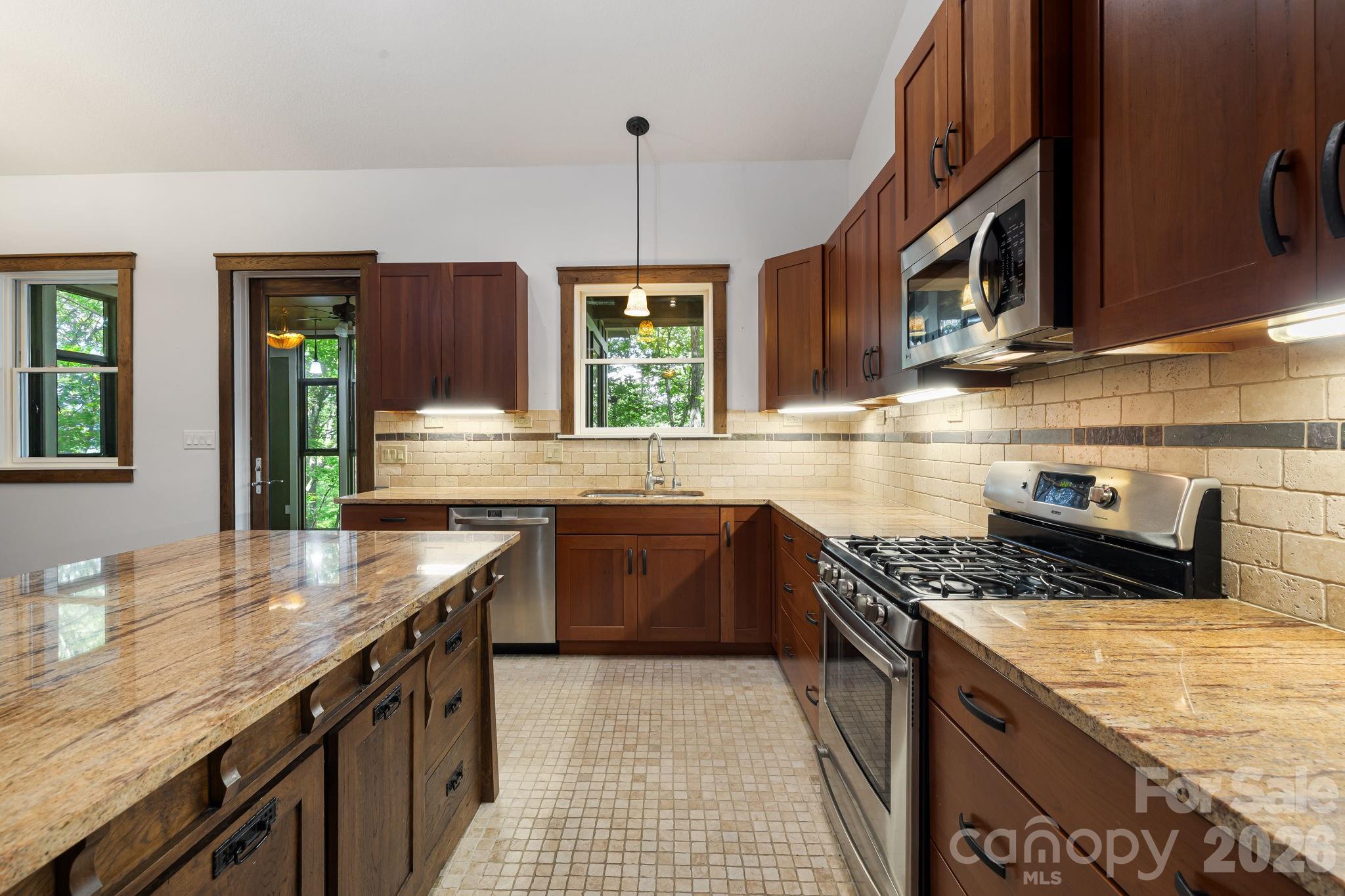 22 Wild Violet Lane — Arden