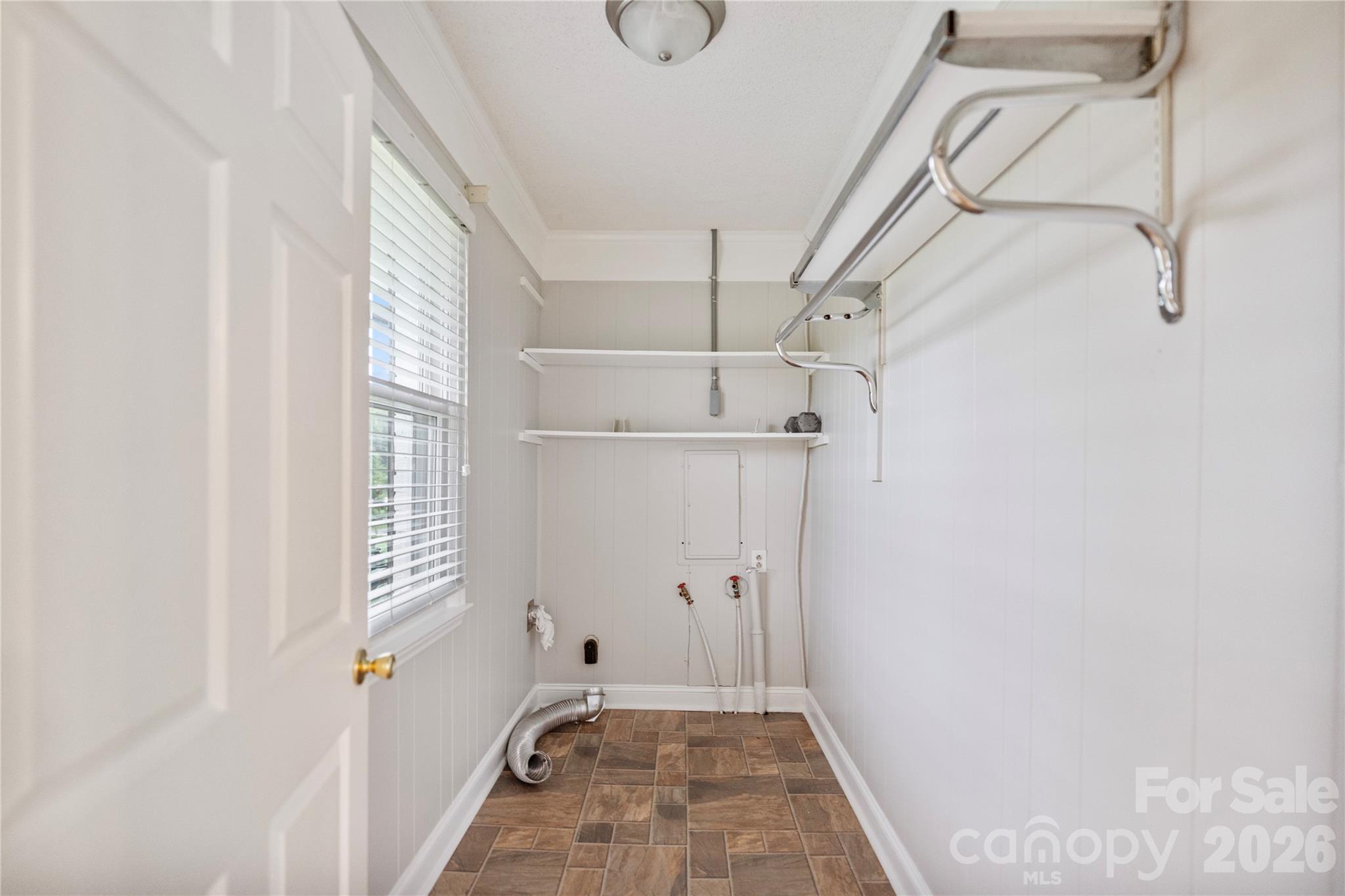 2524 Griffith Road — Monroe