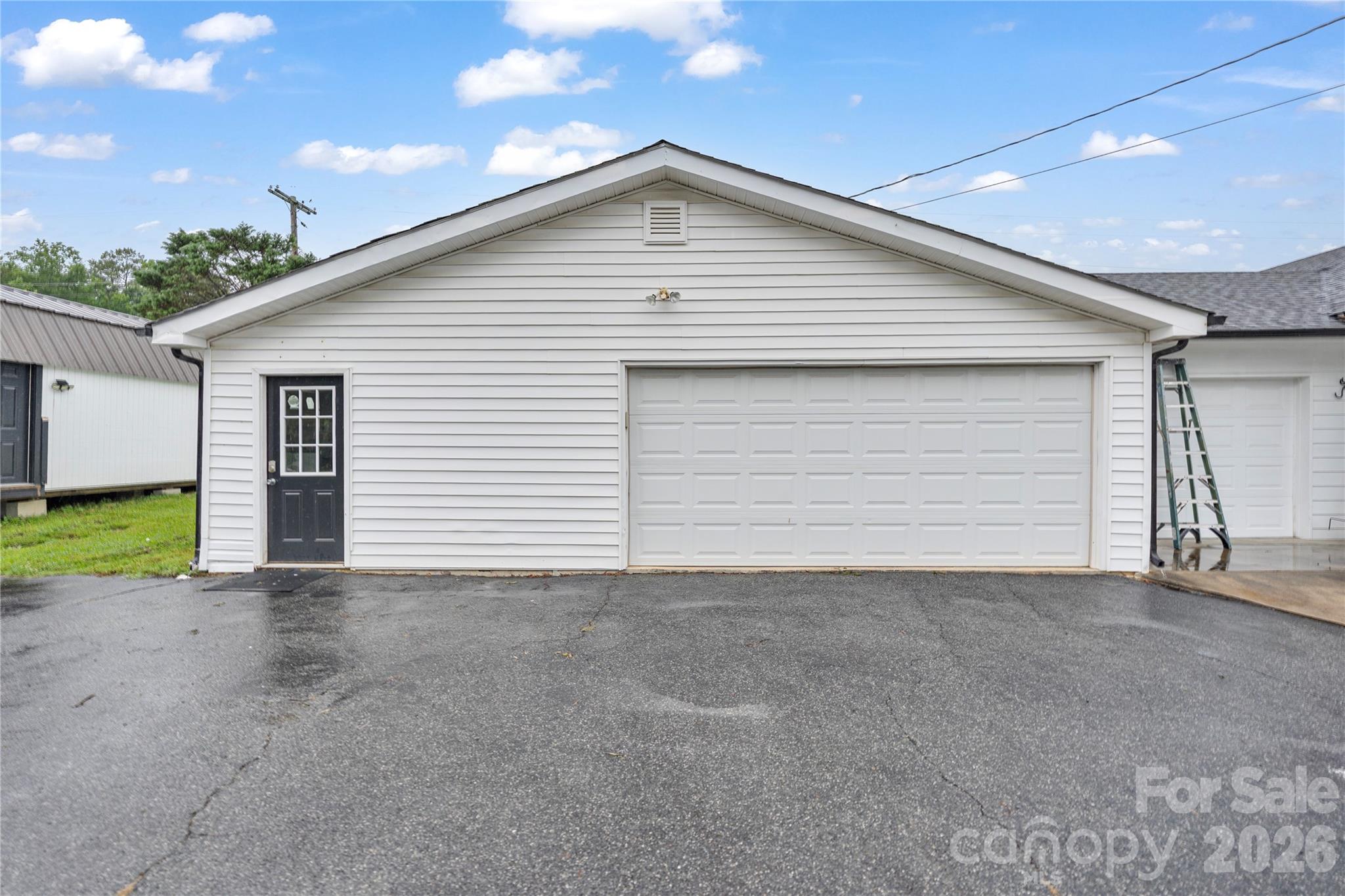 2524 Griffith Road — Monroe