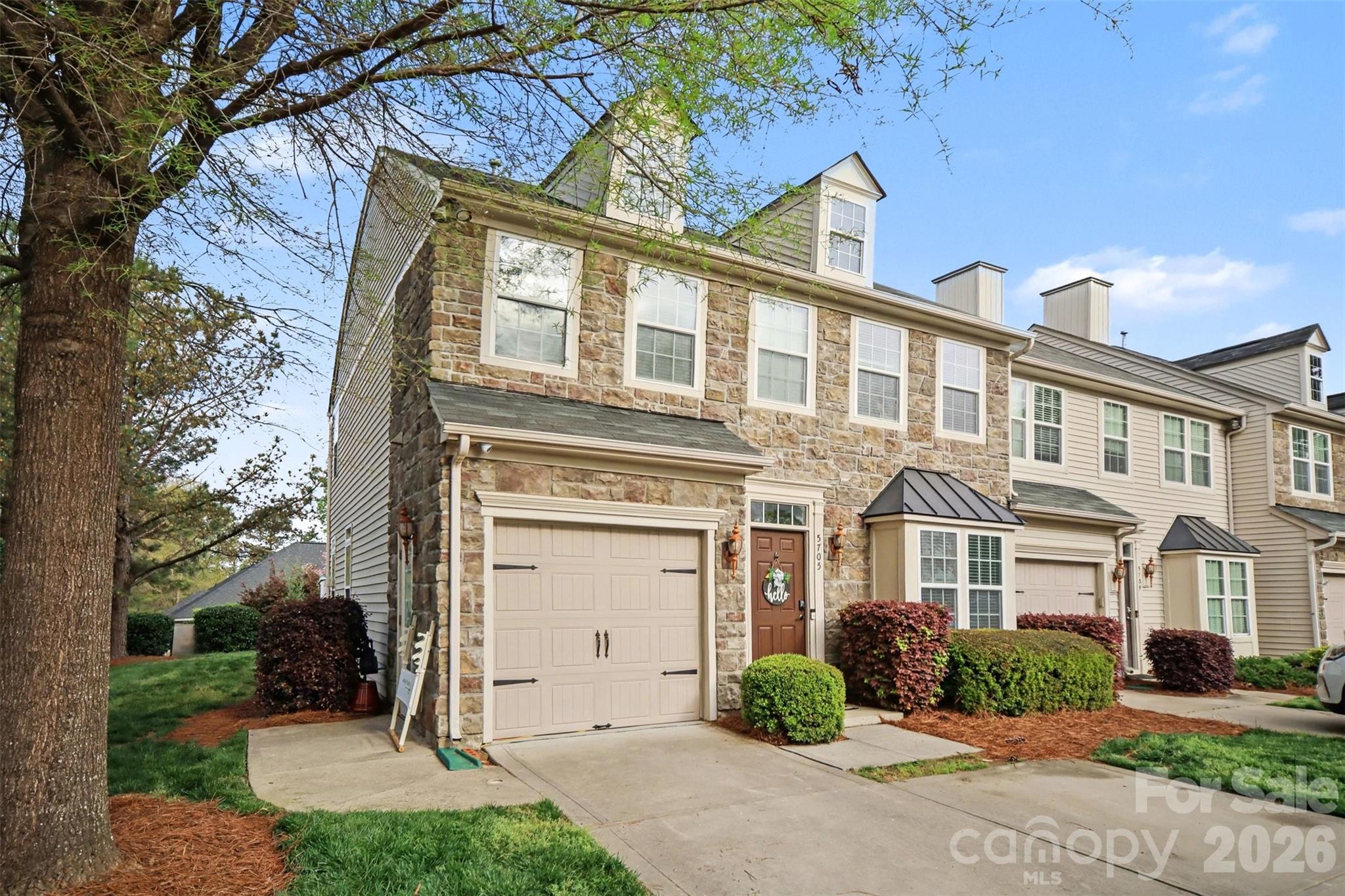 5705 Mossdale Lane — Charlotte