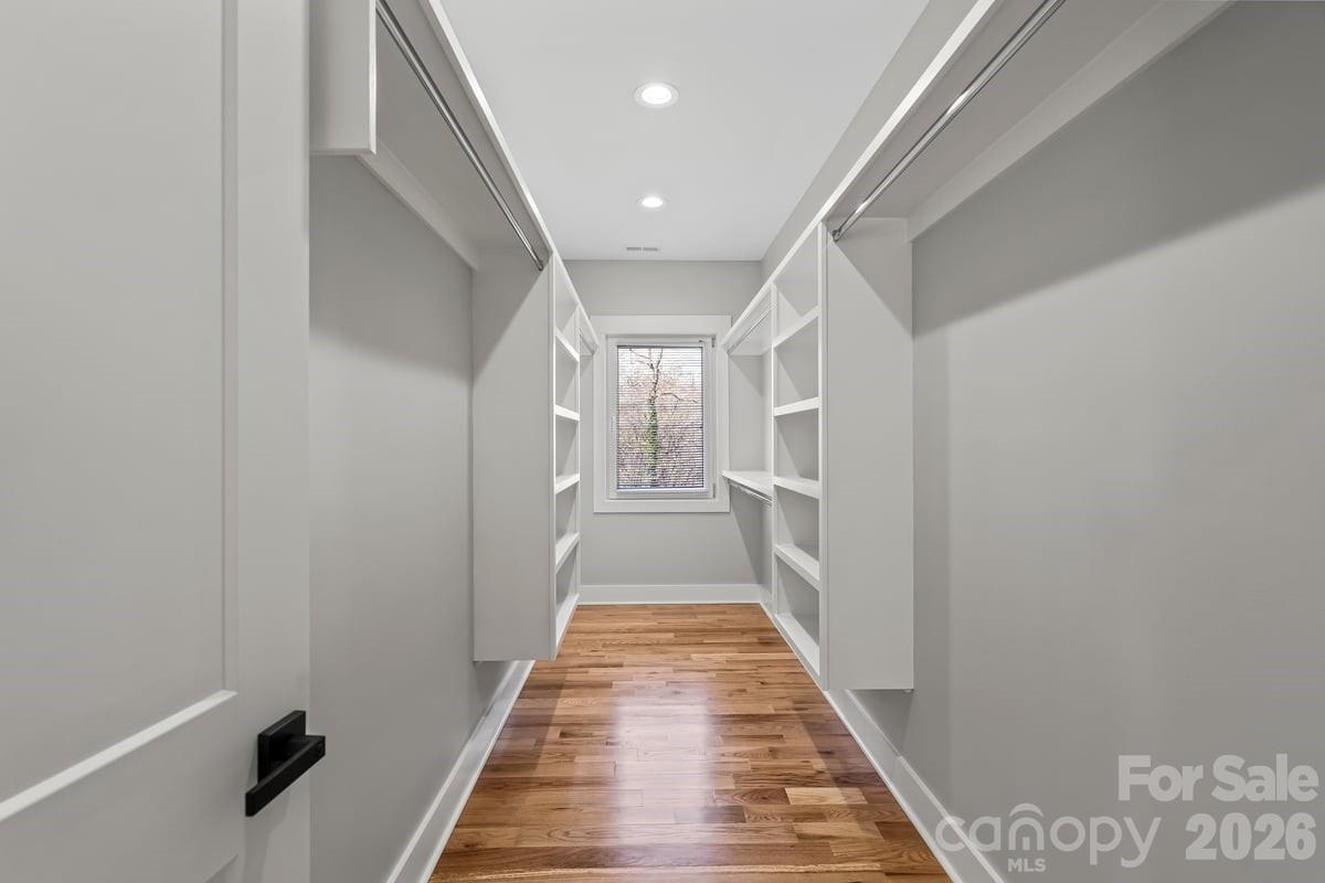 543 30th Avenue NW — Hickory