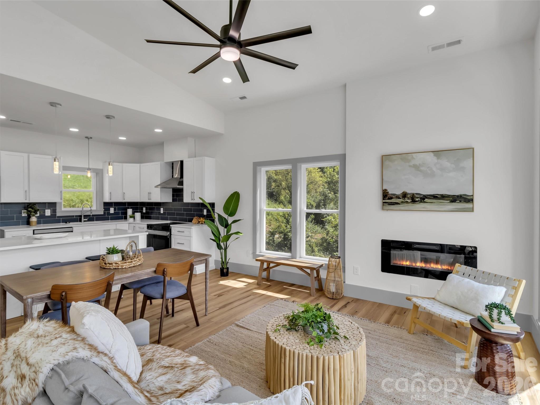 185 Kadire Drive — Waynesville
