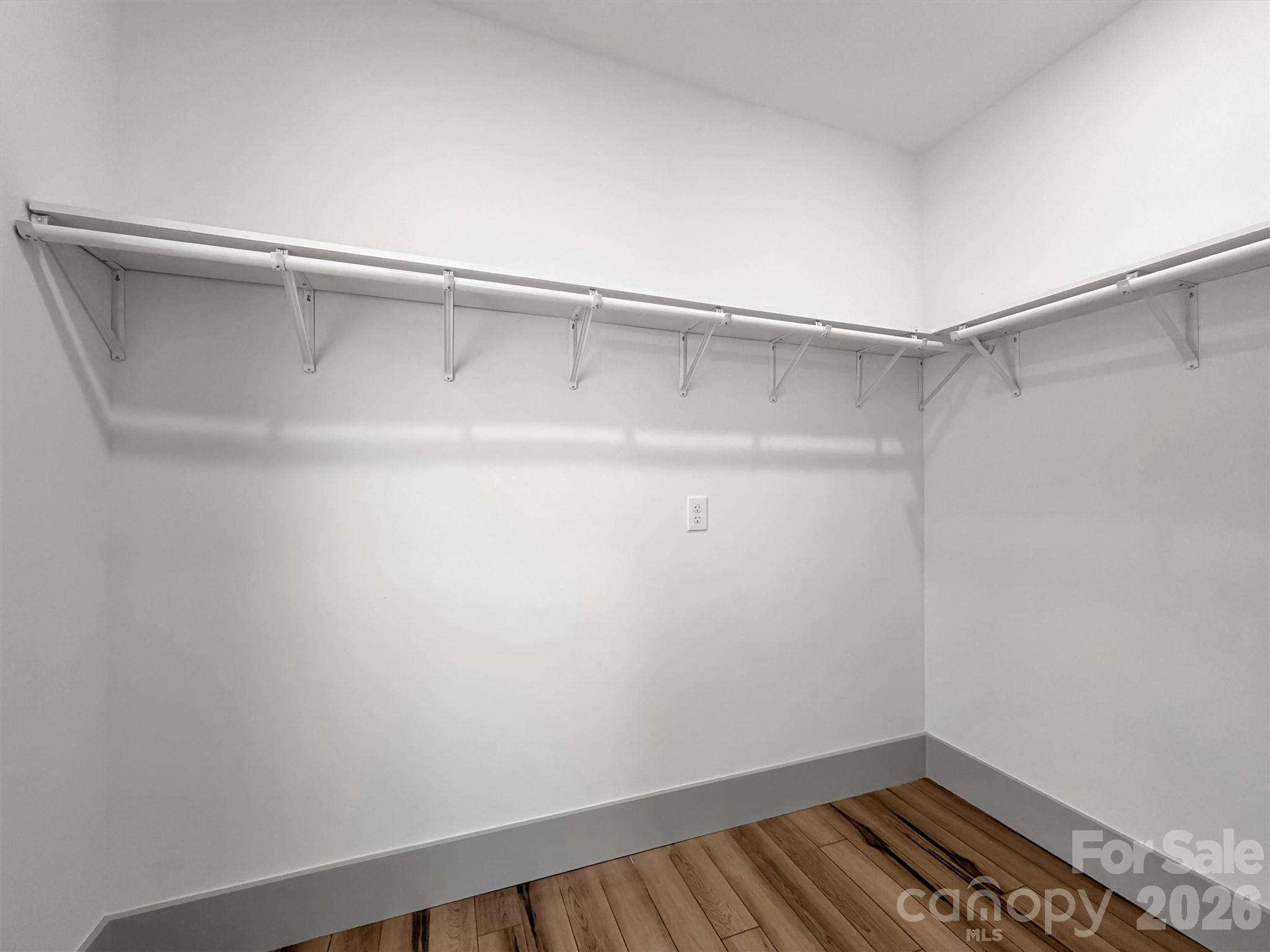 185 Kadire Drive — Waynesville