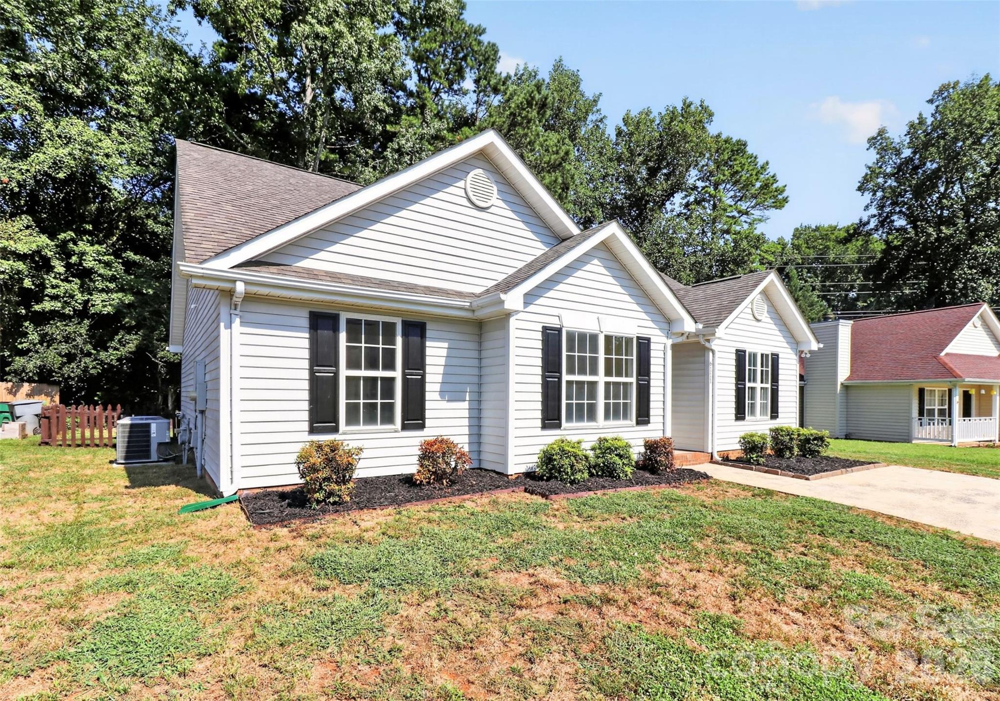 6111 Country Walk Drive — Charlotte