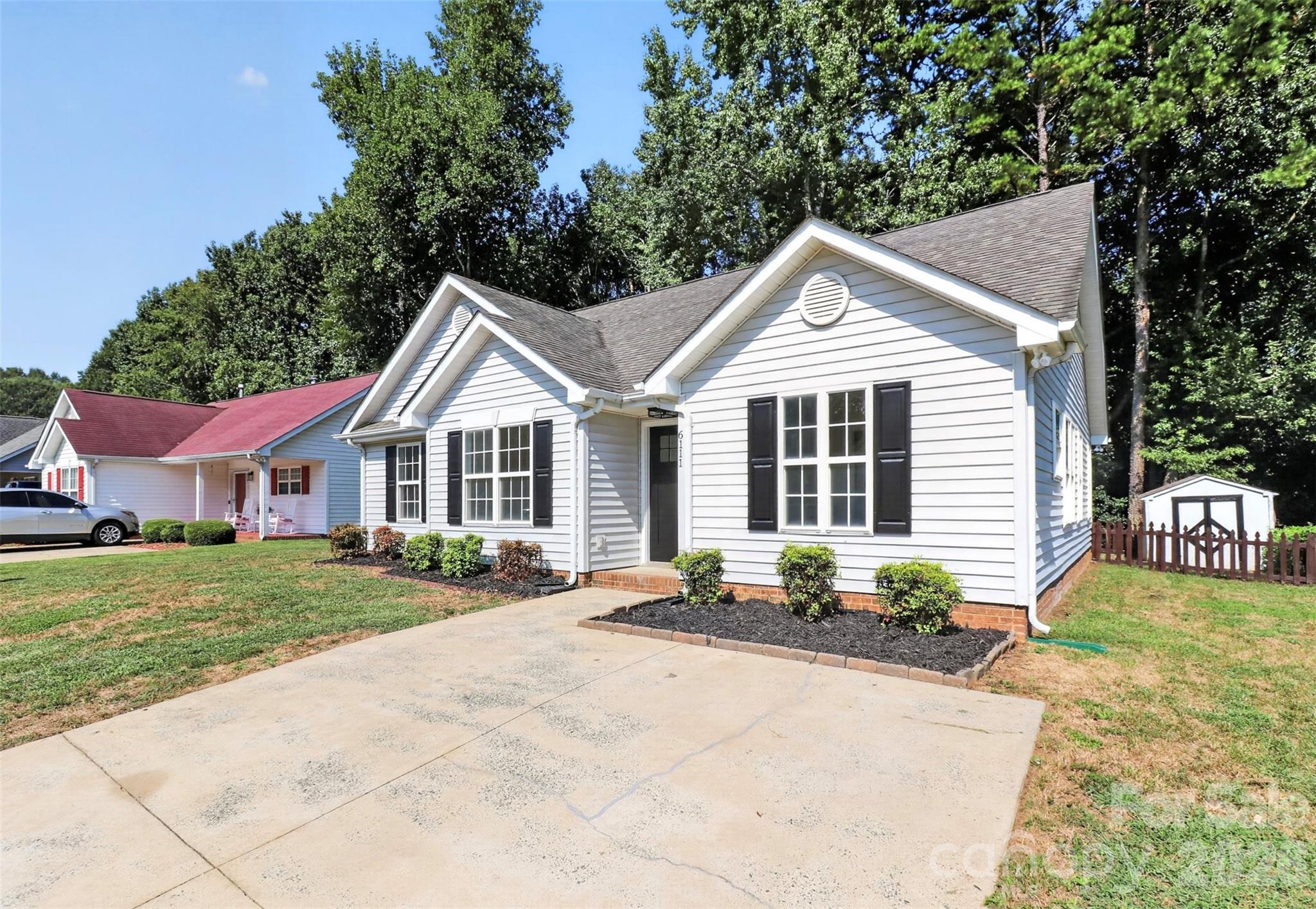 6111 Country Walk Drive — Charlotte