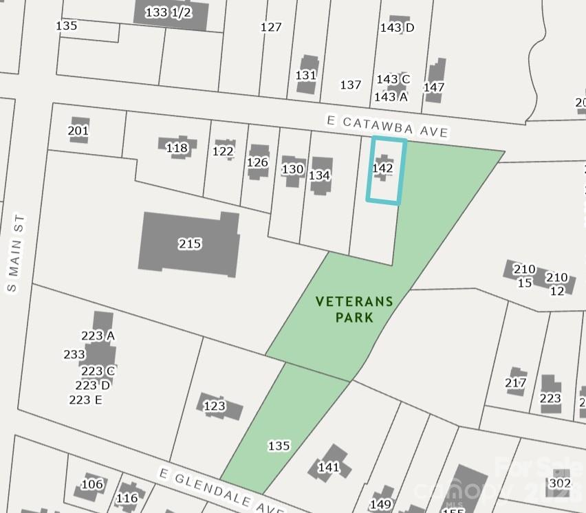 142 E Catawba Avenue — Mount Holly