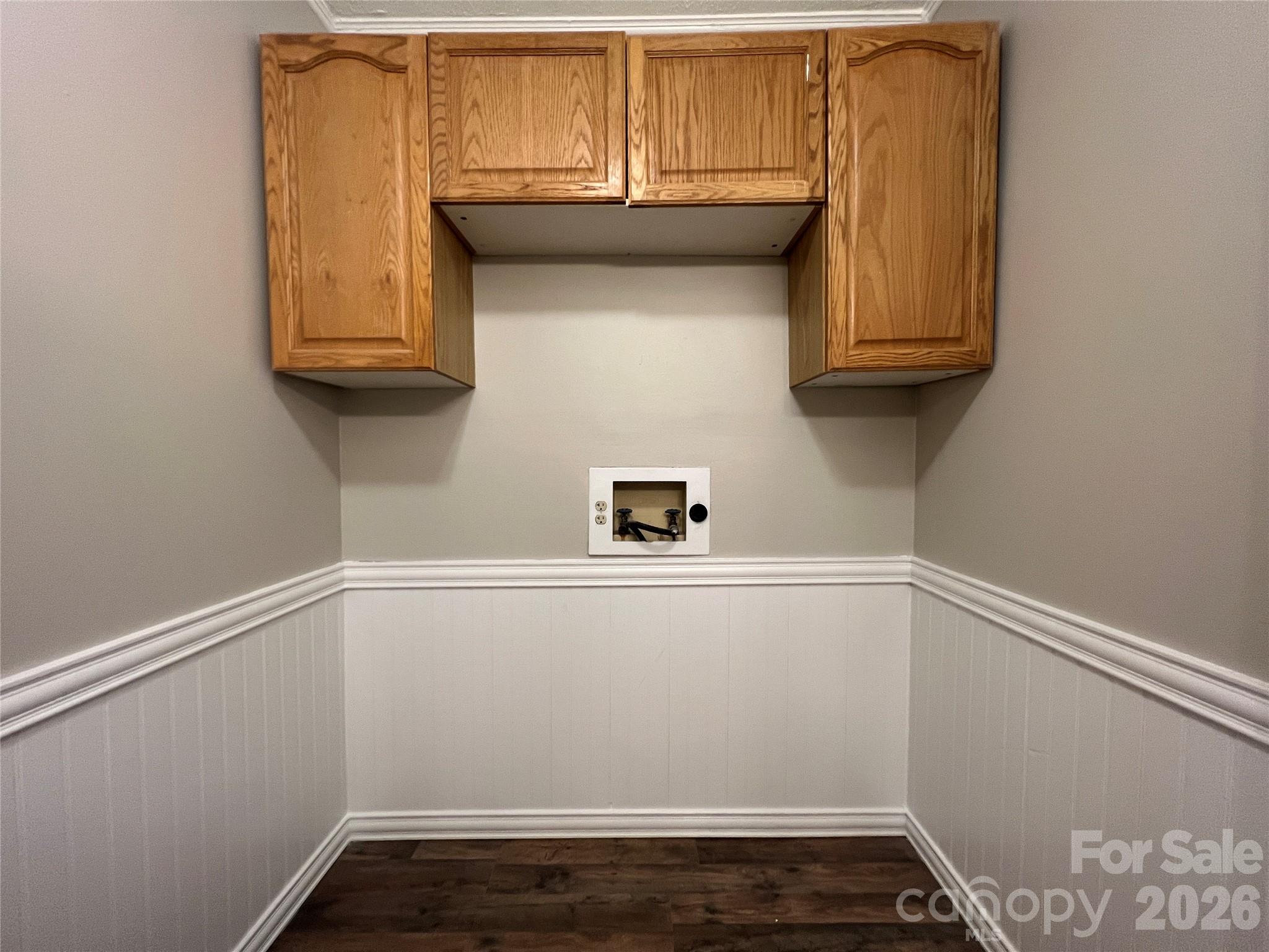 142 E Catawba Avenue — Mount Holly