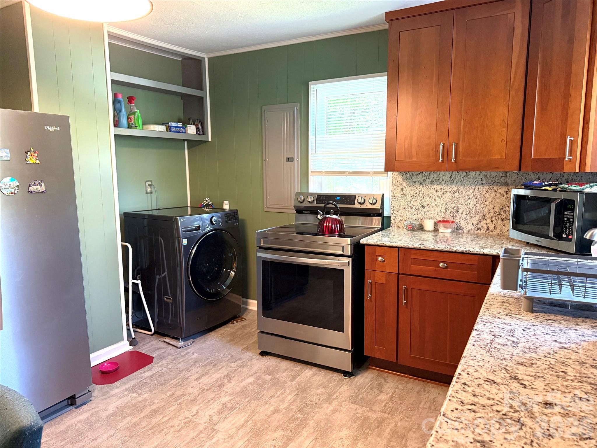 703 Stage Street NW — Lenoir