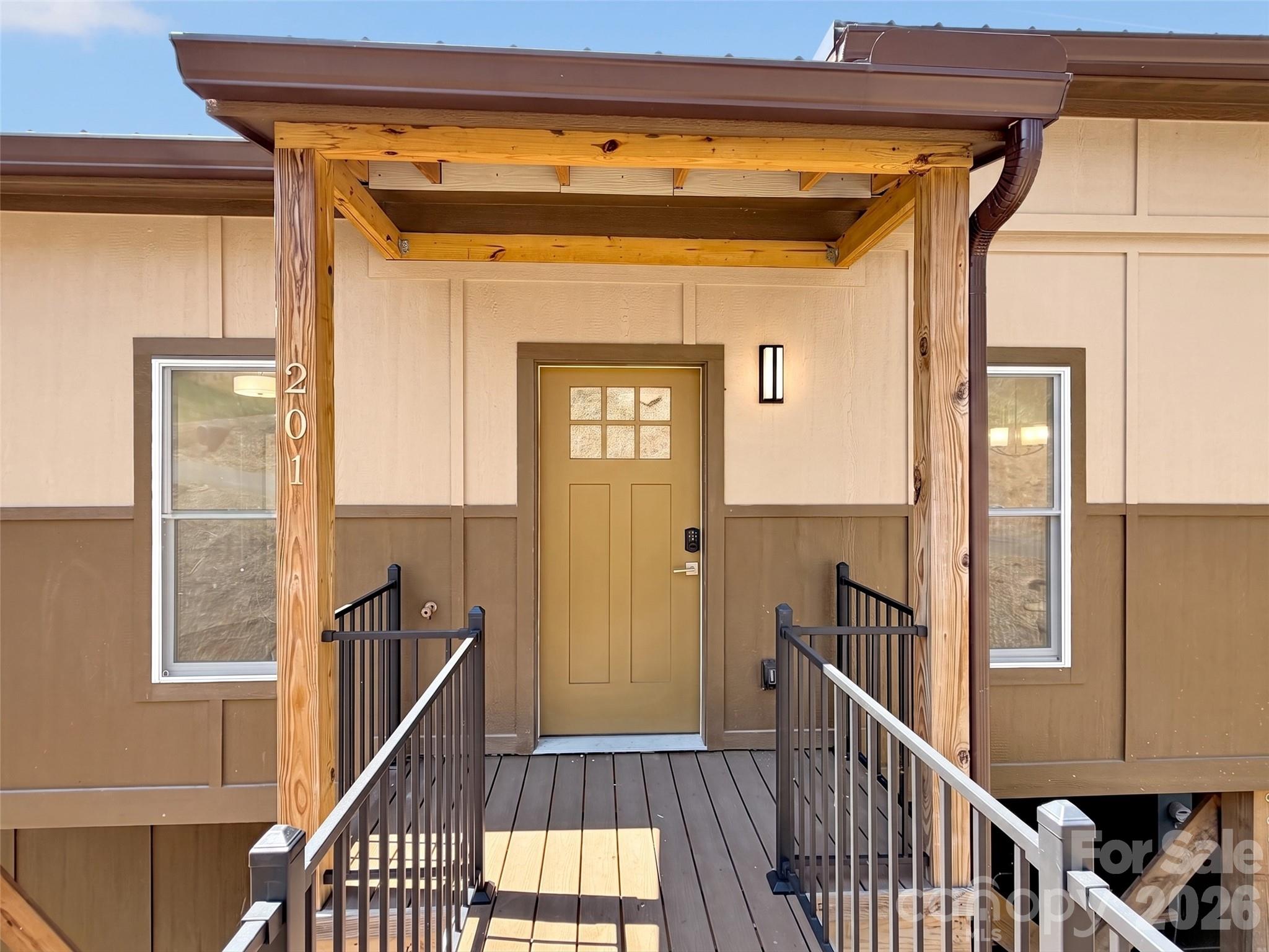 201 Kadire Drive — Waynesville