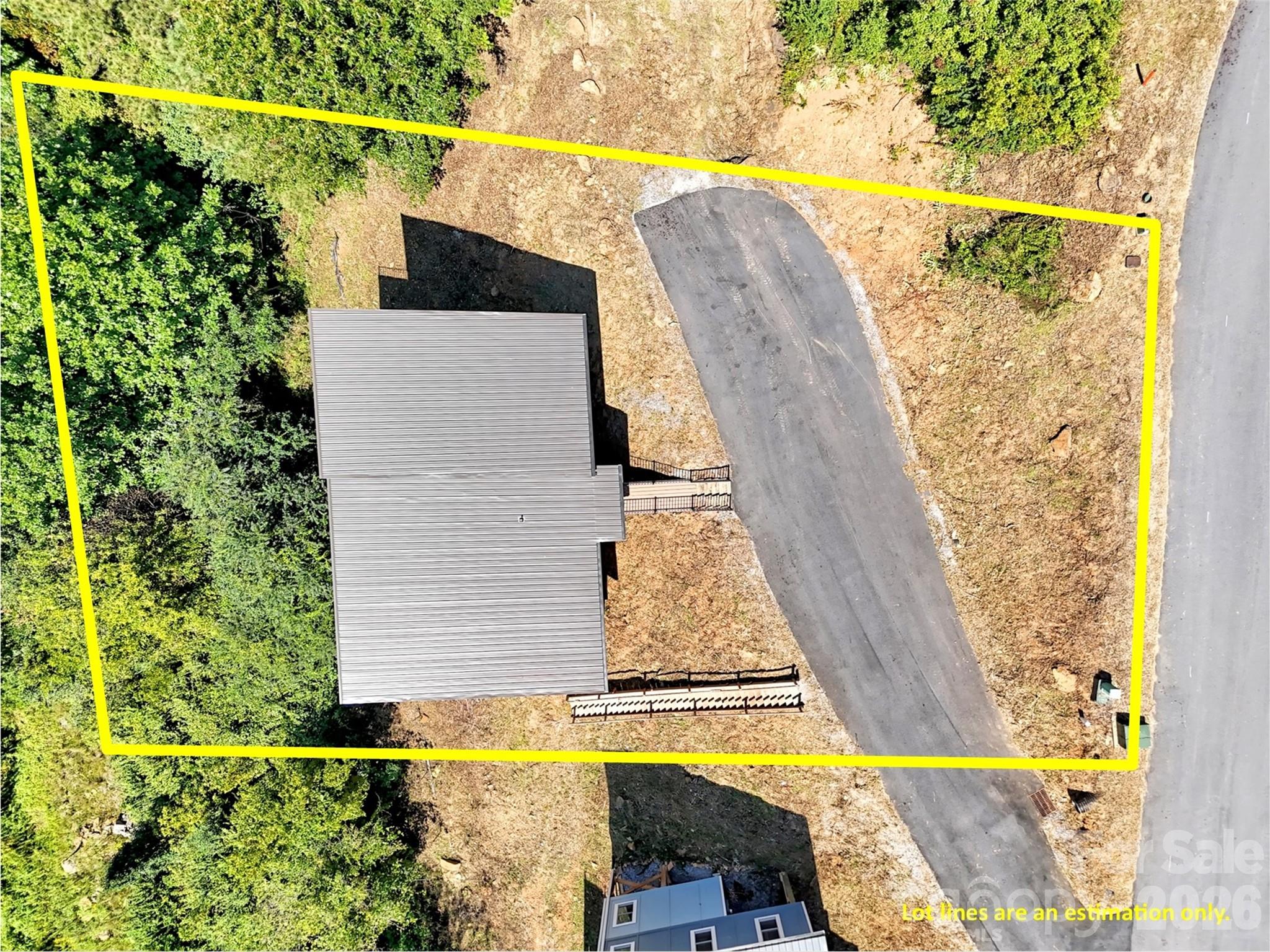 201 Kadire Drive — Waynesville