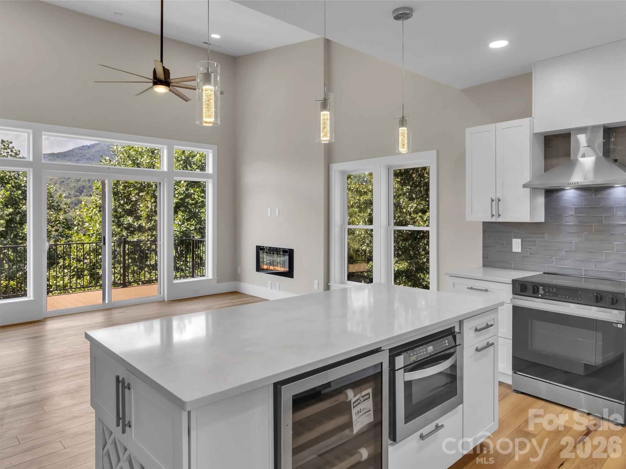 201 Kadire Drive — Waynesville