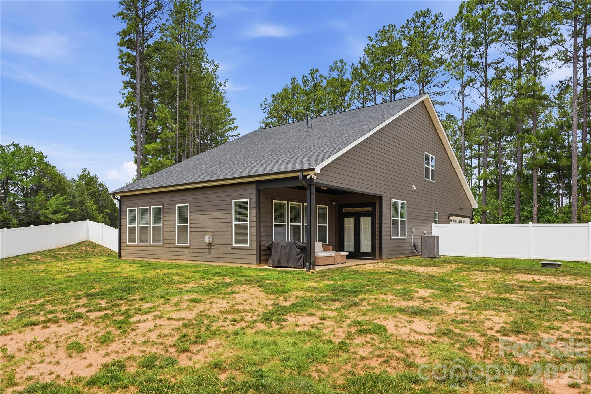 322 Shinnville Road — Mooresville