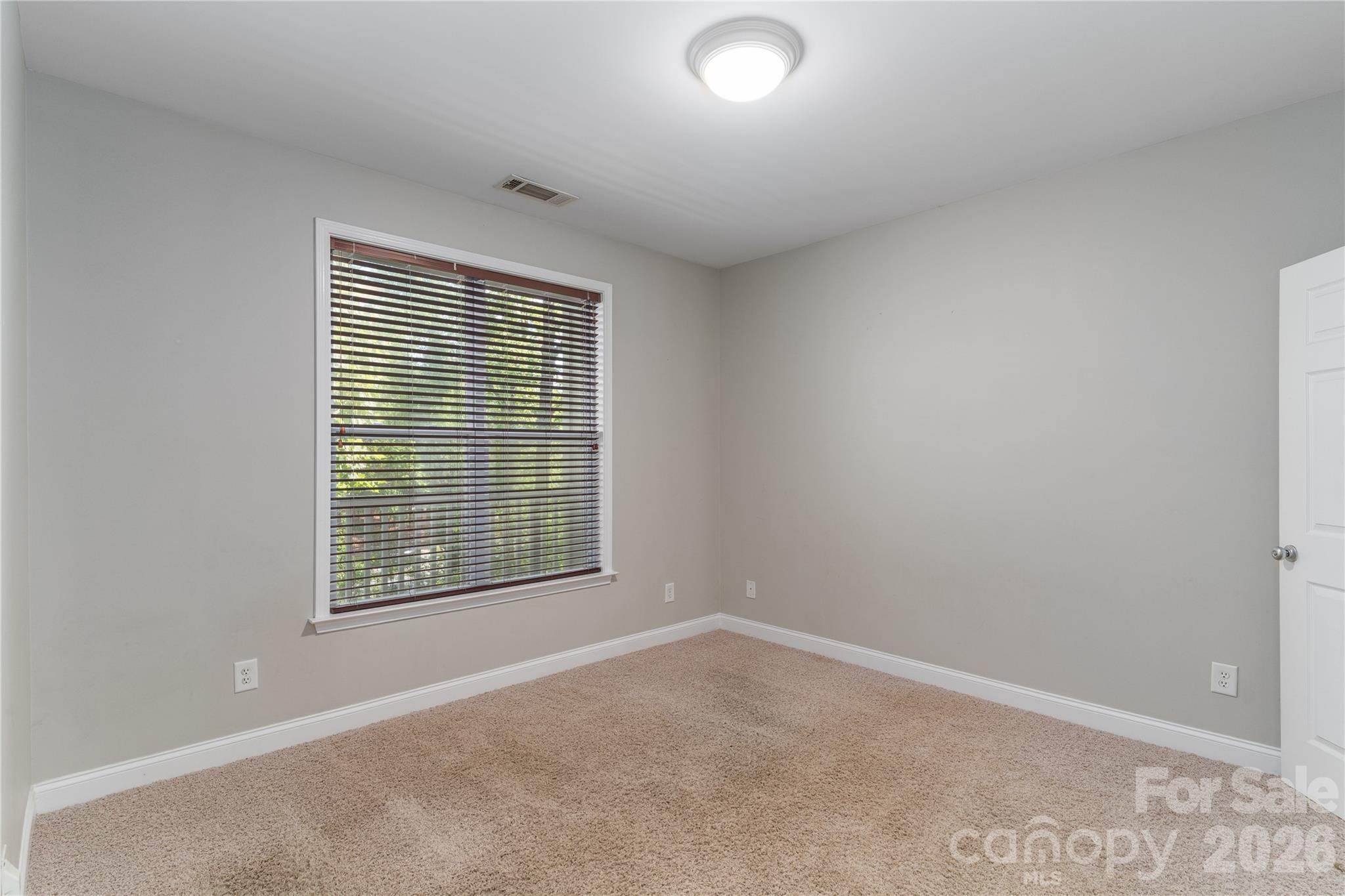 1000 E Woodlawn Road #217 — Charlotte
