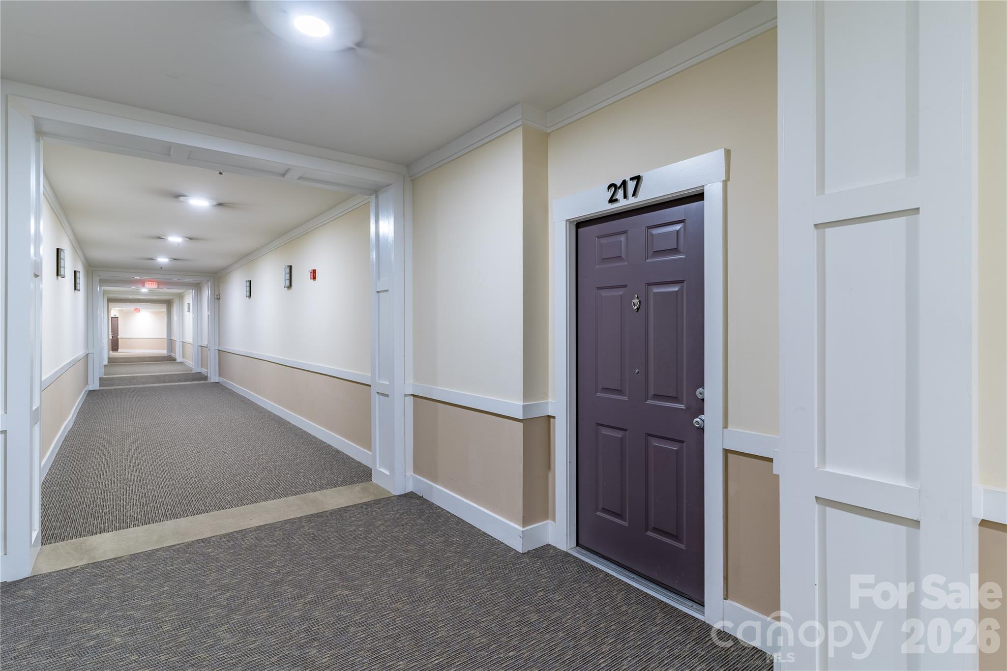 1000 E Woodlawn Road #217 — Charlotte