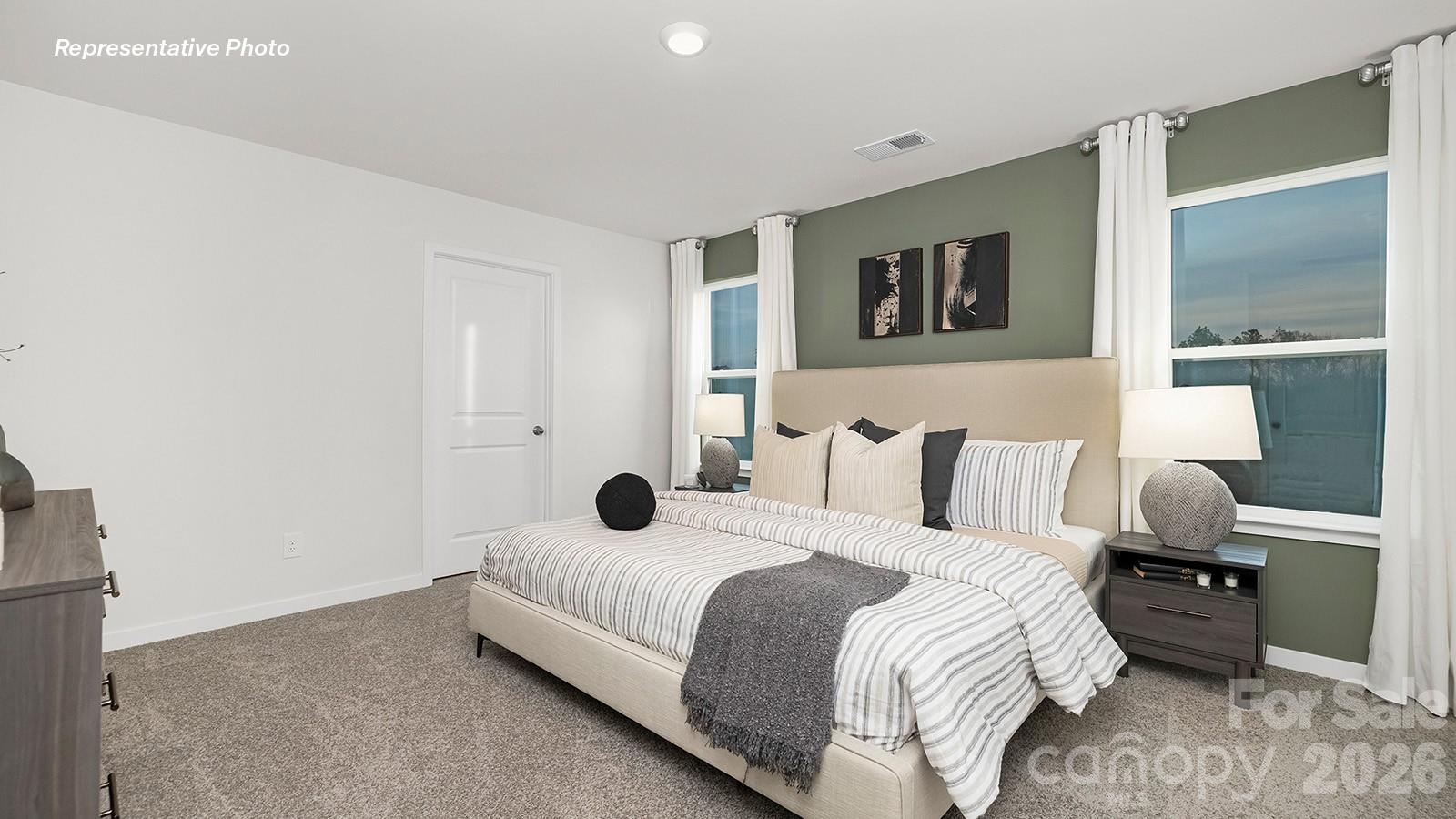 544 N Sparkleberry Street — Chester