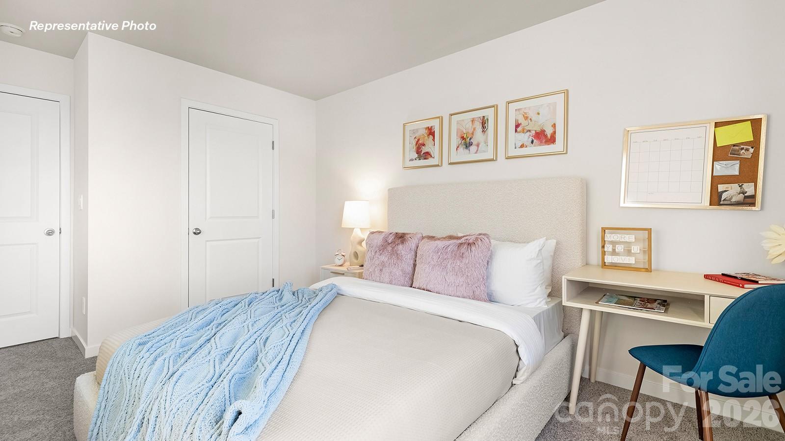544 N Sparkleberry Street — Chester
