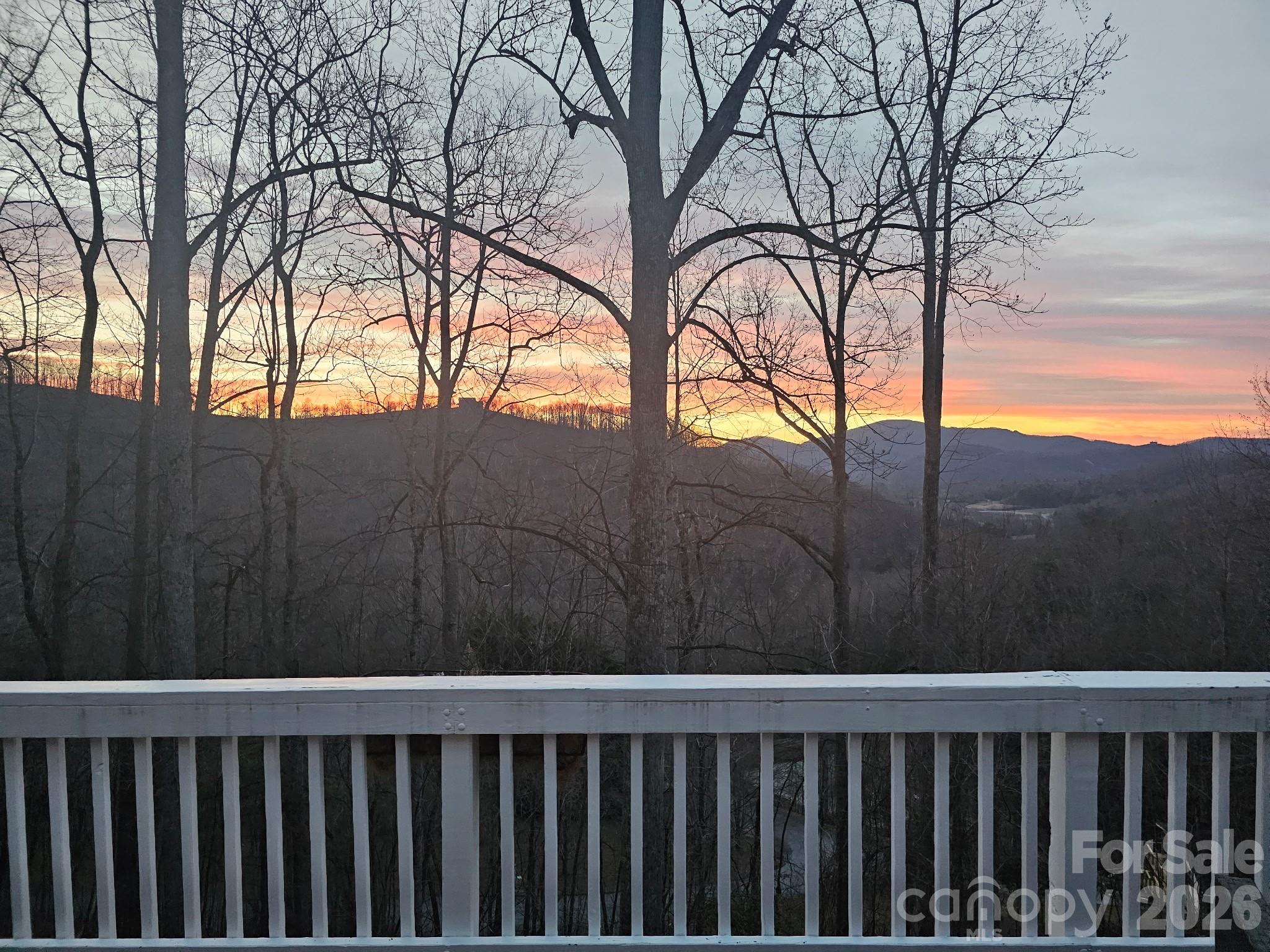 16 Hobe Crest — Hendersonville