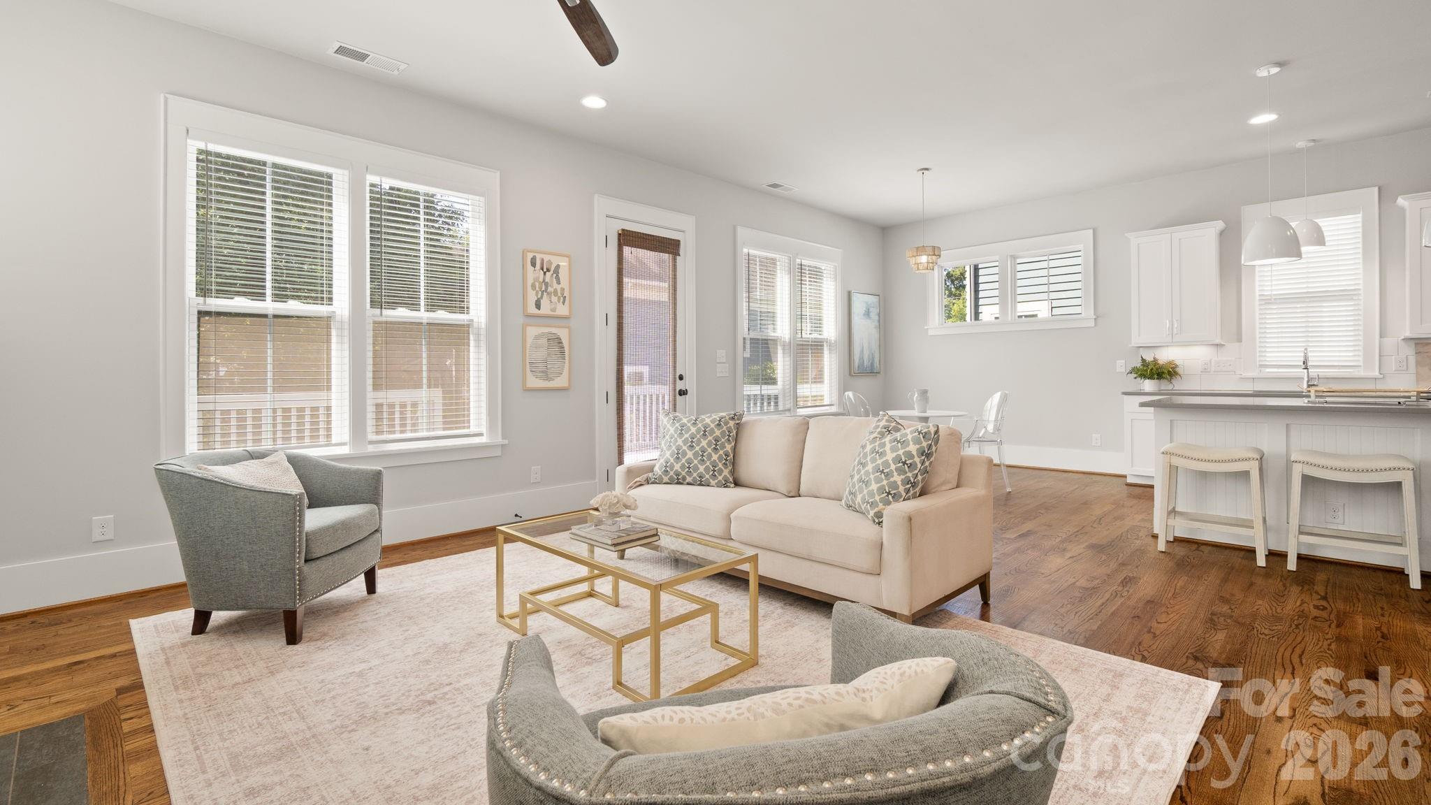 5218 Kelly Street — Charlotte