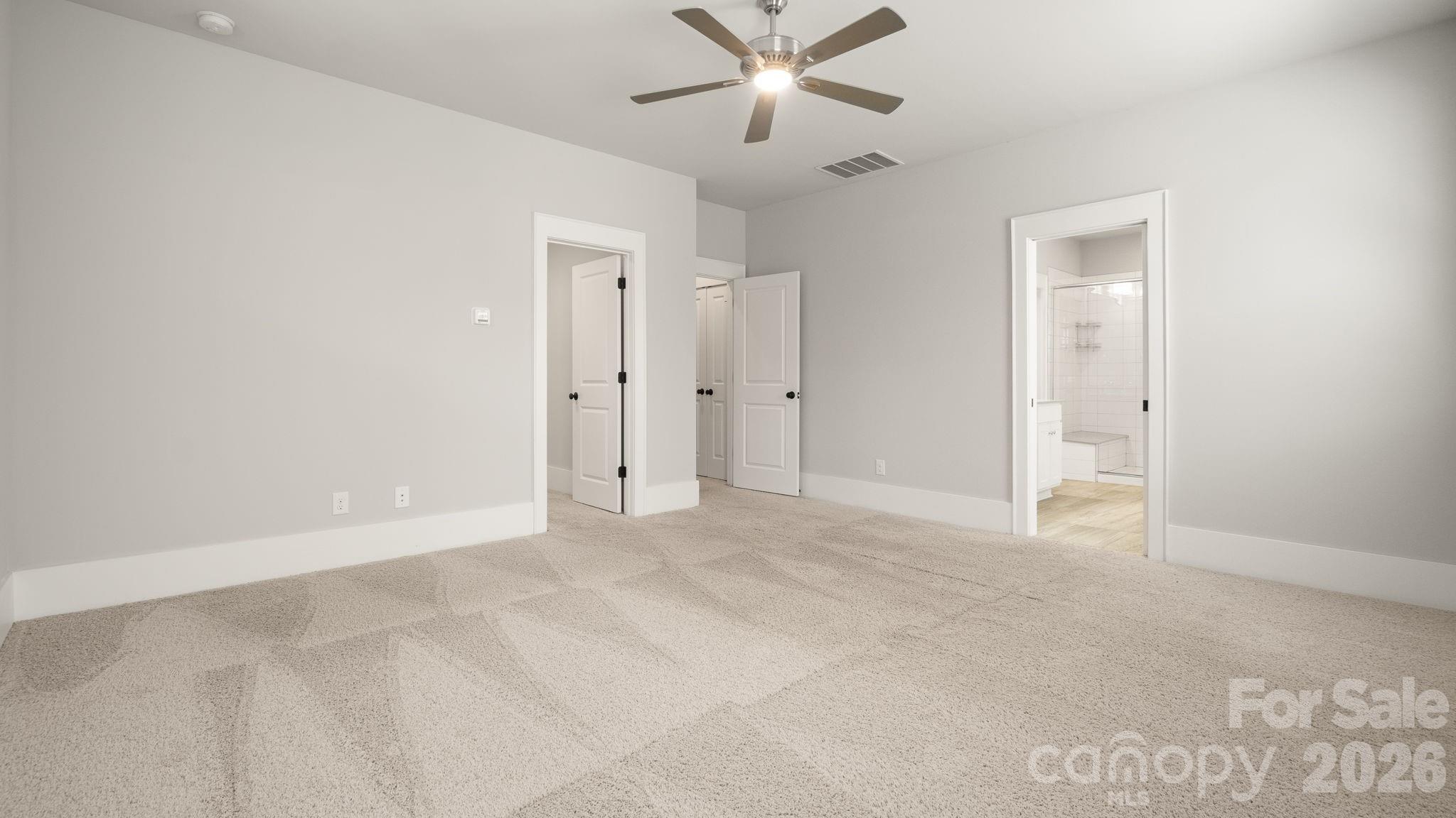 5218 Kelly Street — Charlotte