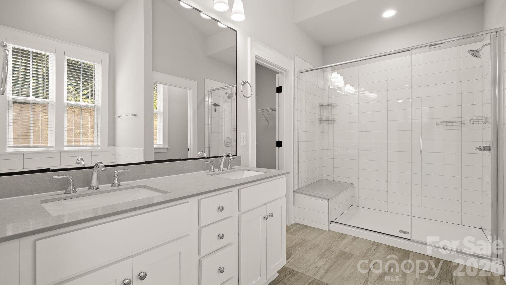 5218 Kelly Street — Charlotte