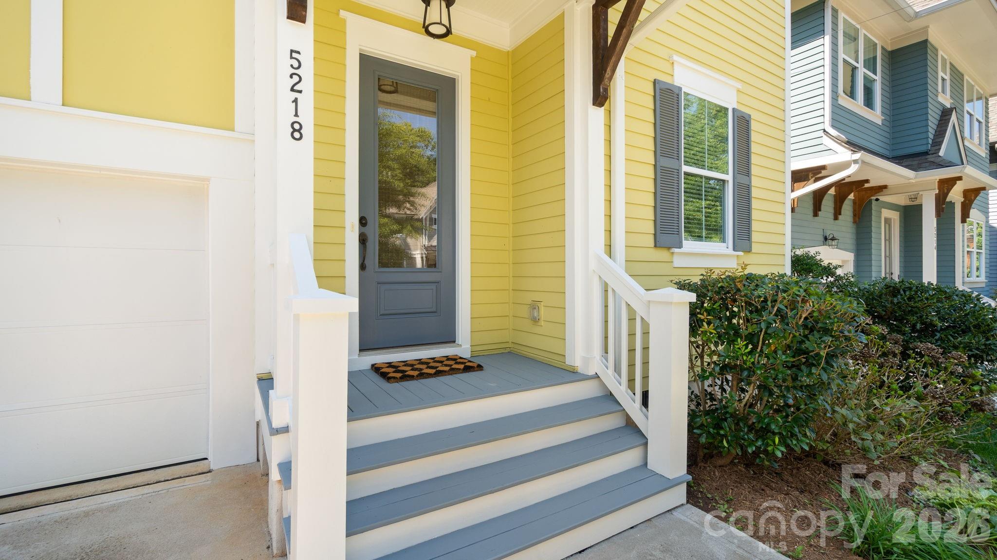 5218 Kelly Street — Charlotte