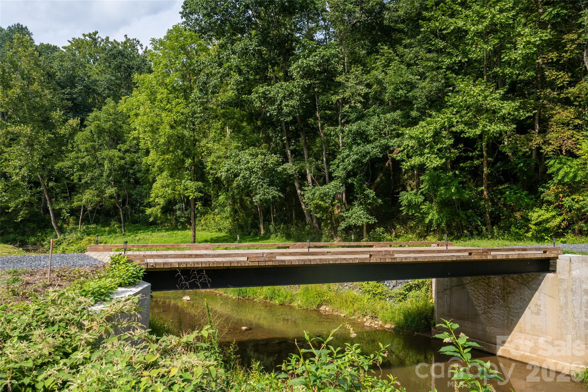 947 Hwy 226 Highway N — Bakersville