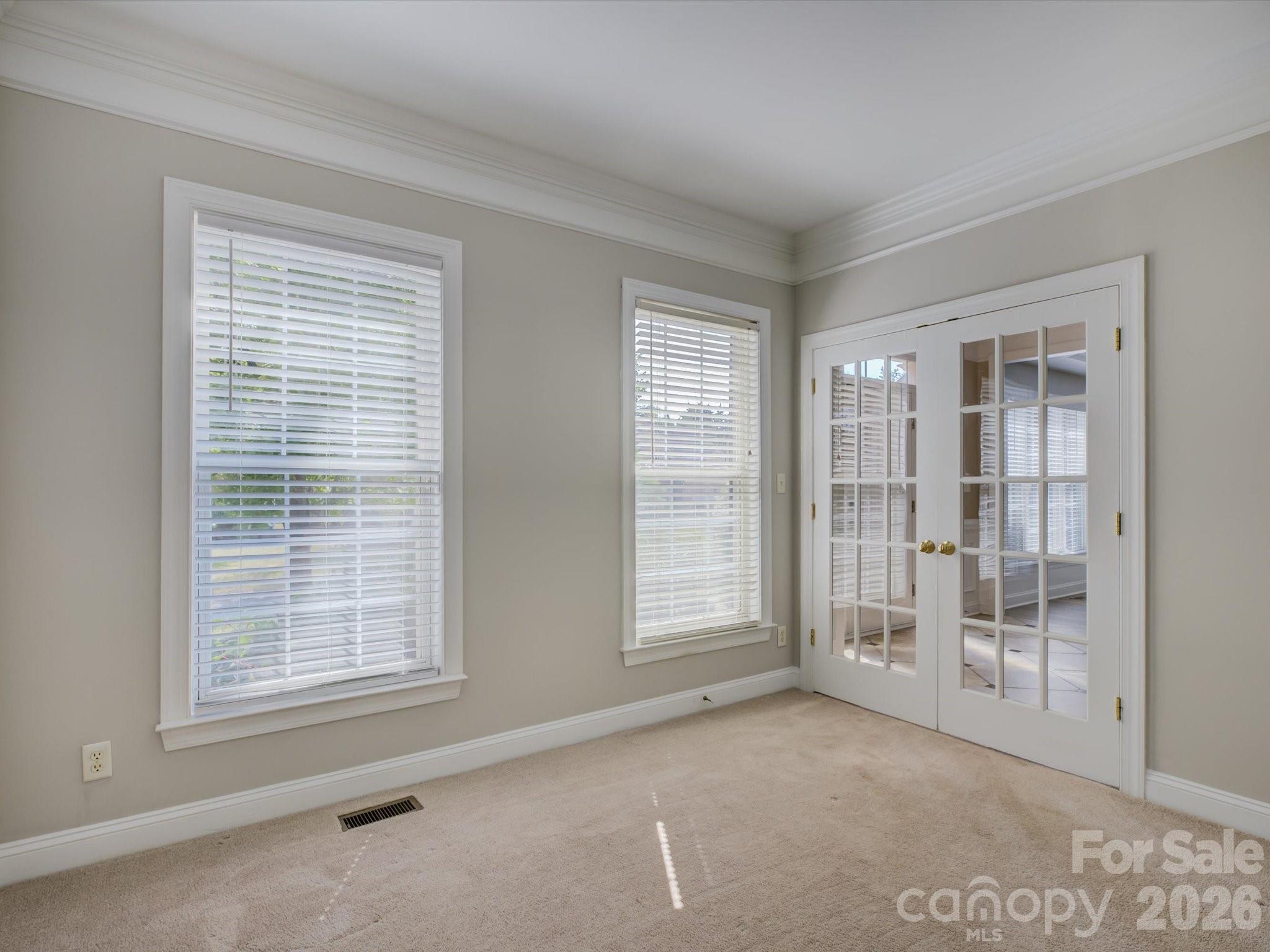 605 Queenswater Lane — Waxhaw