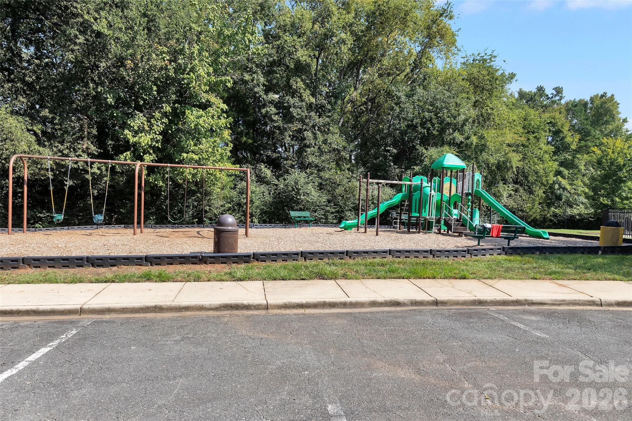 9132 Royal Highlands Court — Charlotte