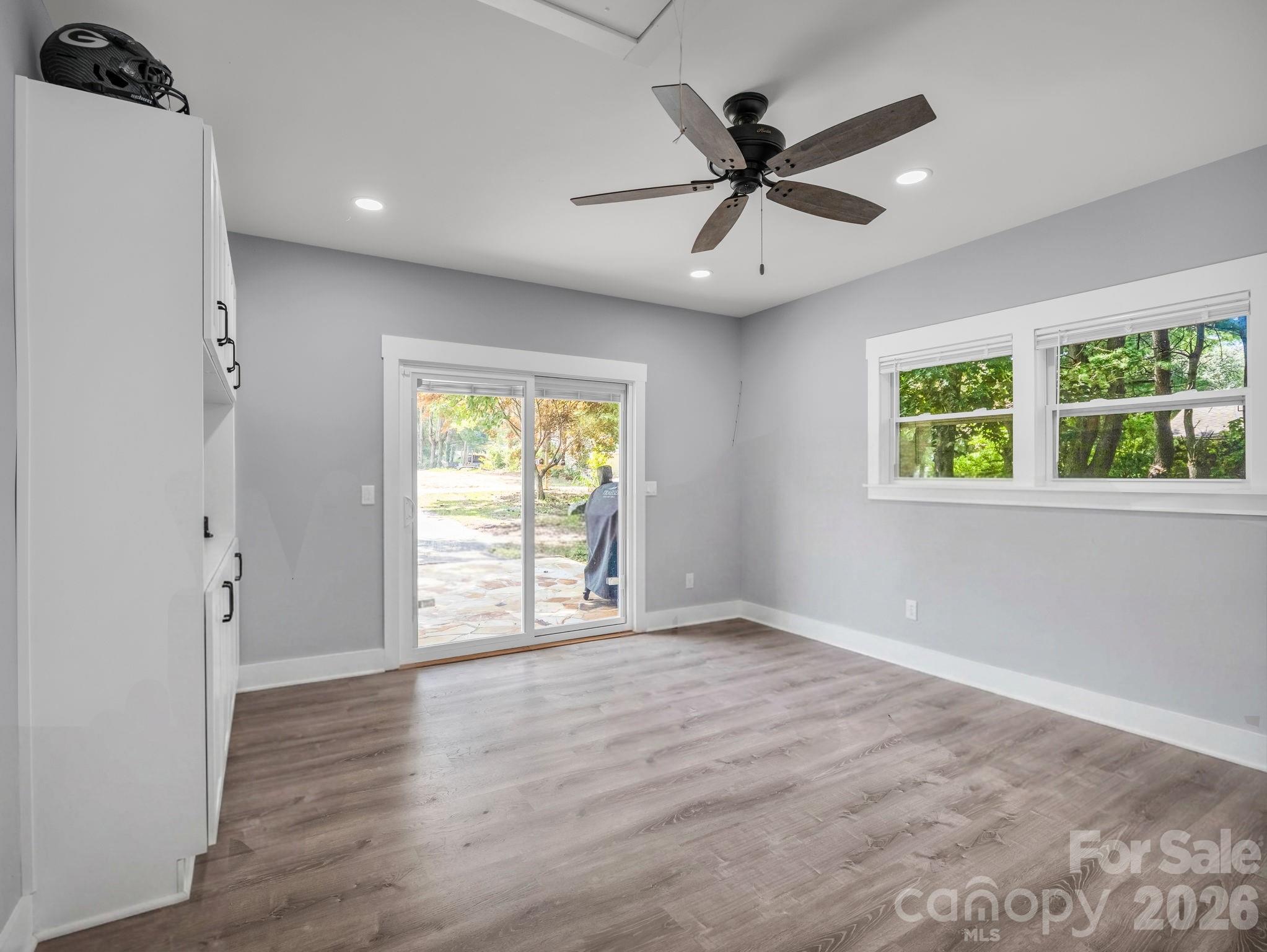 3208 Florida Drive — Hendersonville