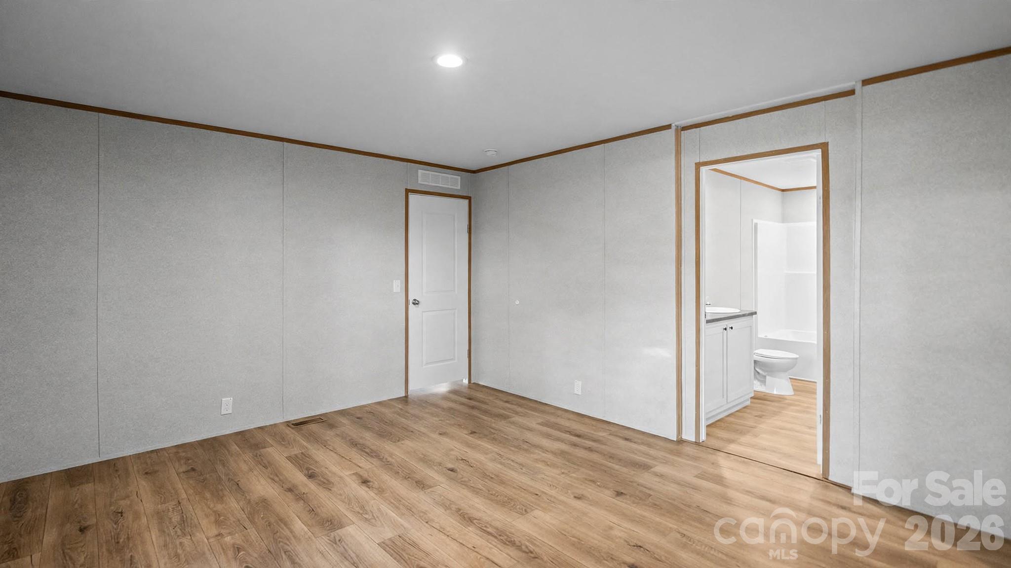 2205 Kingston Road — Kingstown
