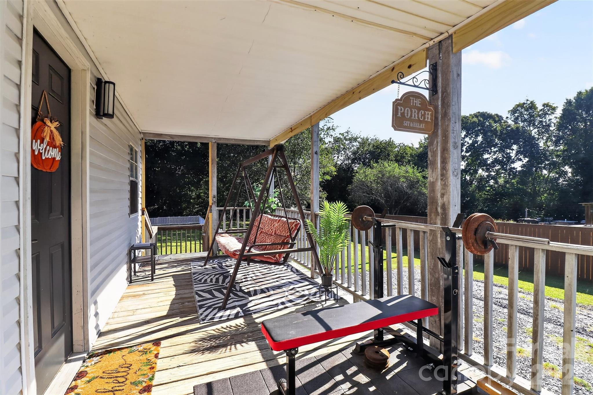 1778 N Ingleside Farm Road — Iron Station