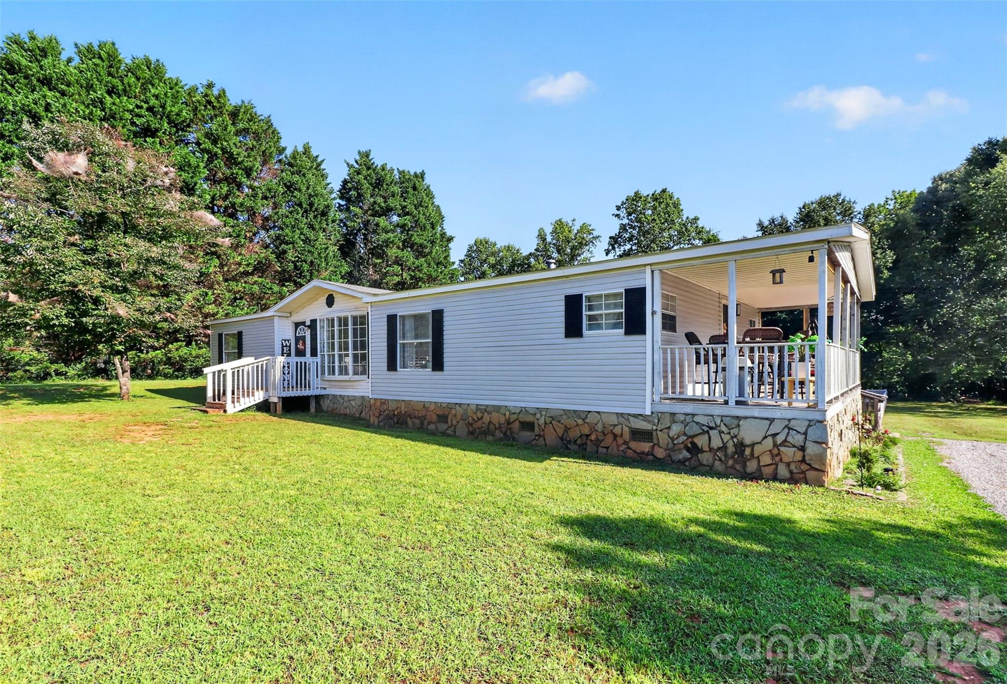 1778 N Ingleside Farm Road — Iron Station