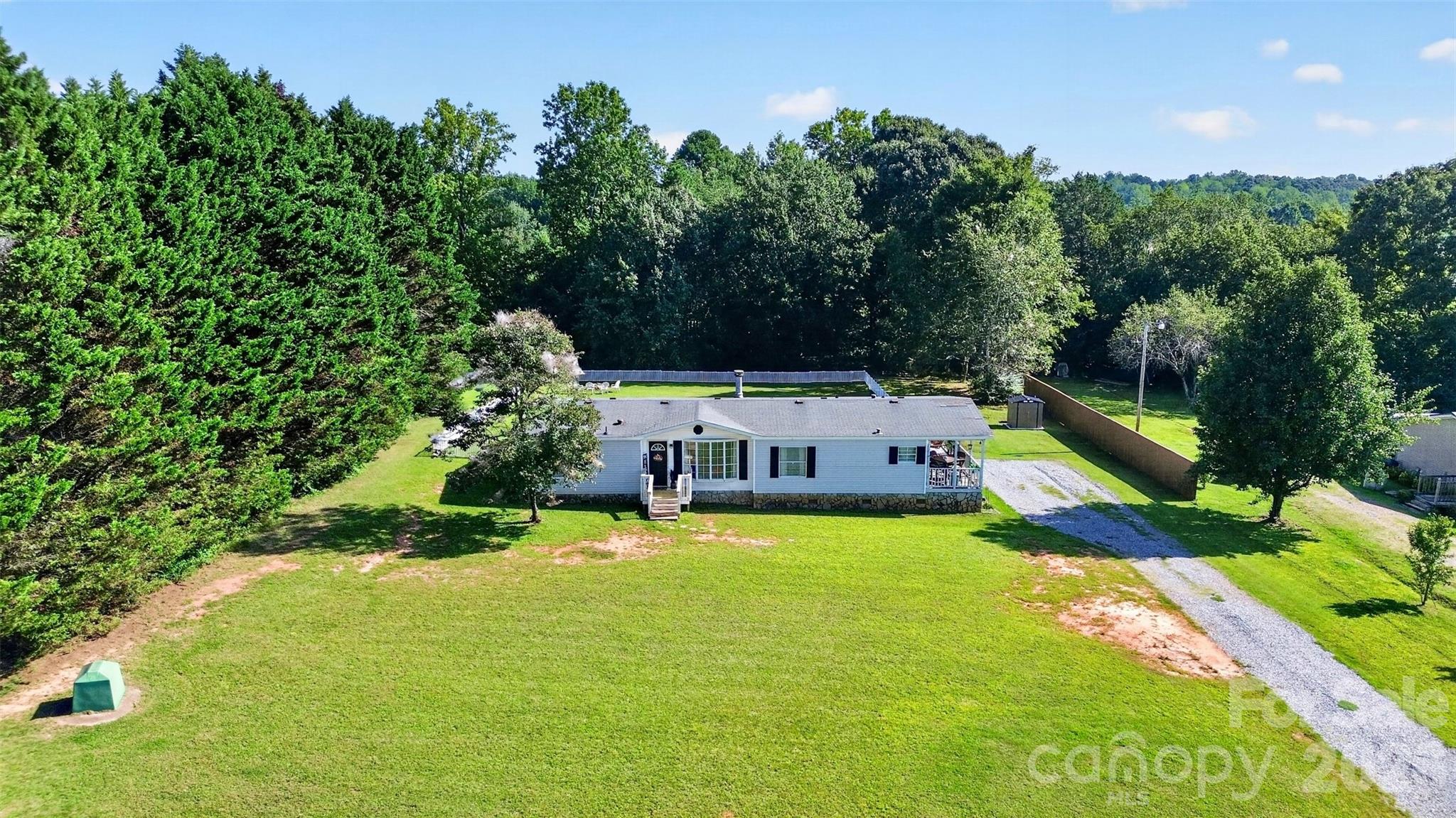 1778 N Ingleside Farm Road — Iron Station