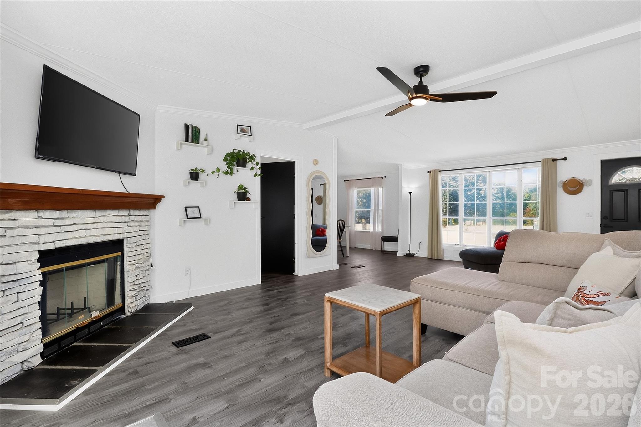 1778 N Ingleside Farm Road — Iron Station