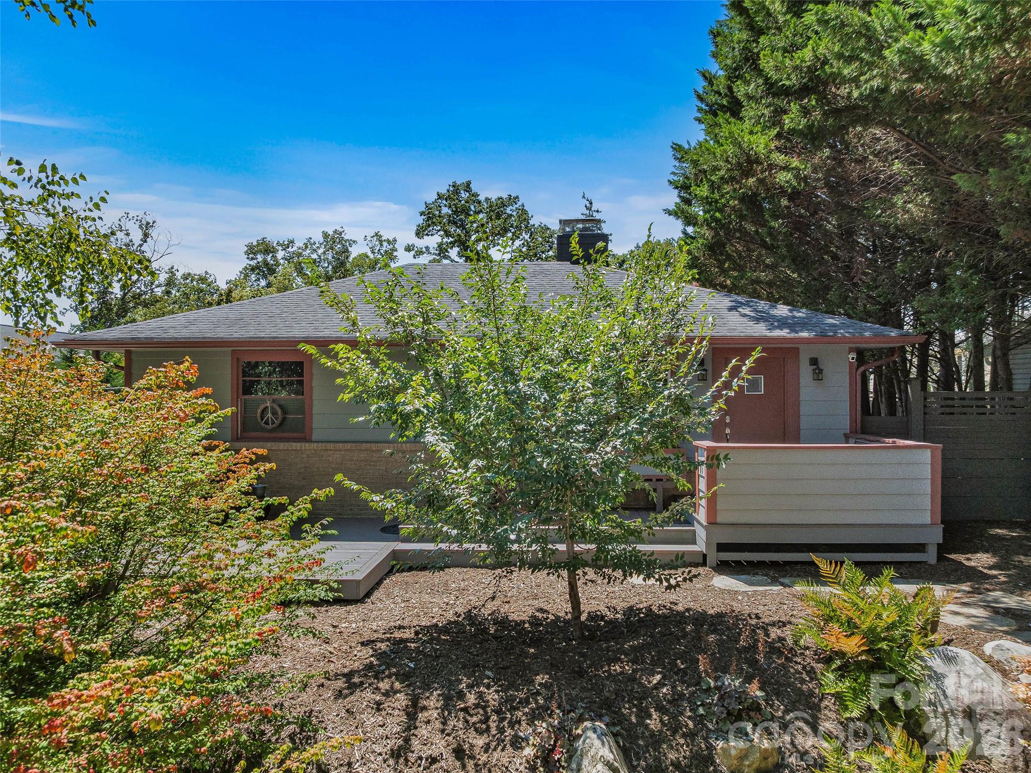 30 Maney Avenue — Asheville
