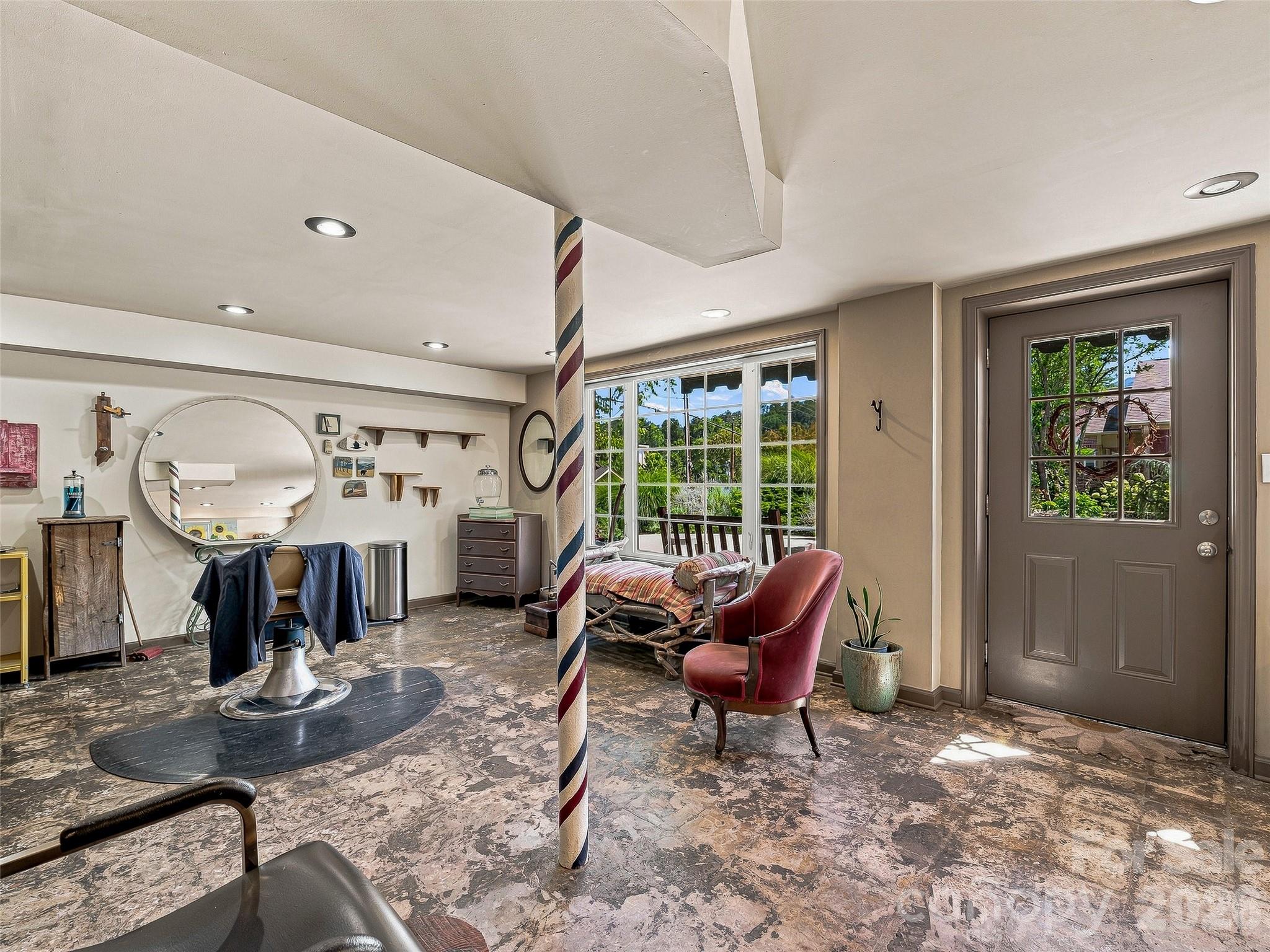 30 Maney Avenue — Asheville