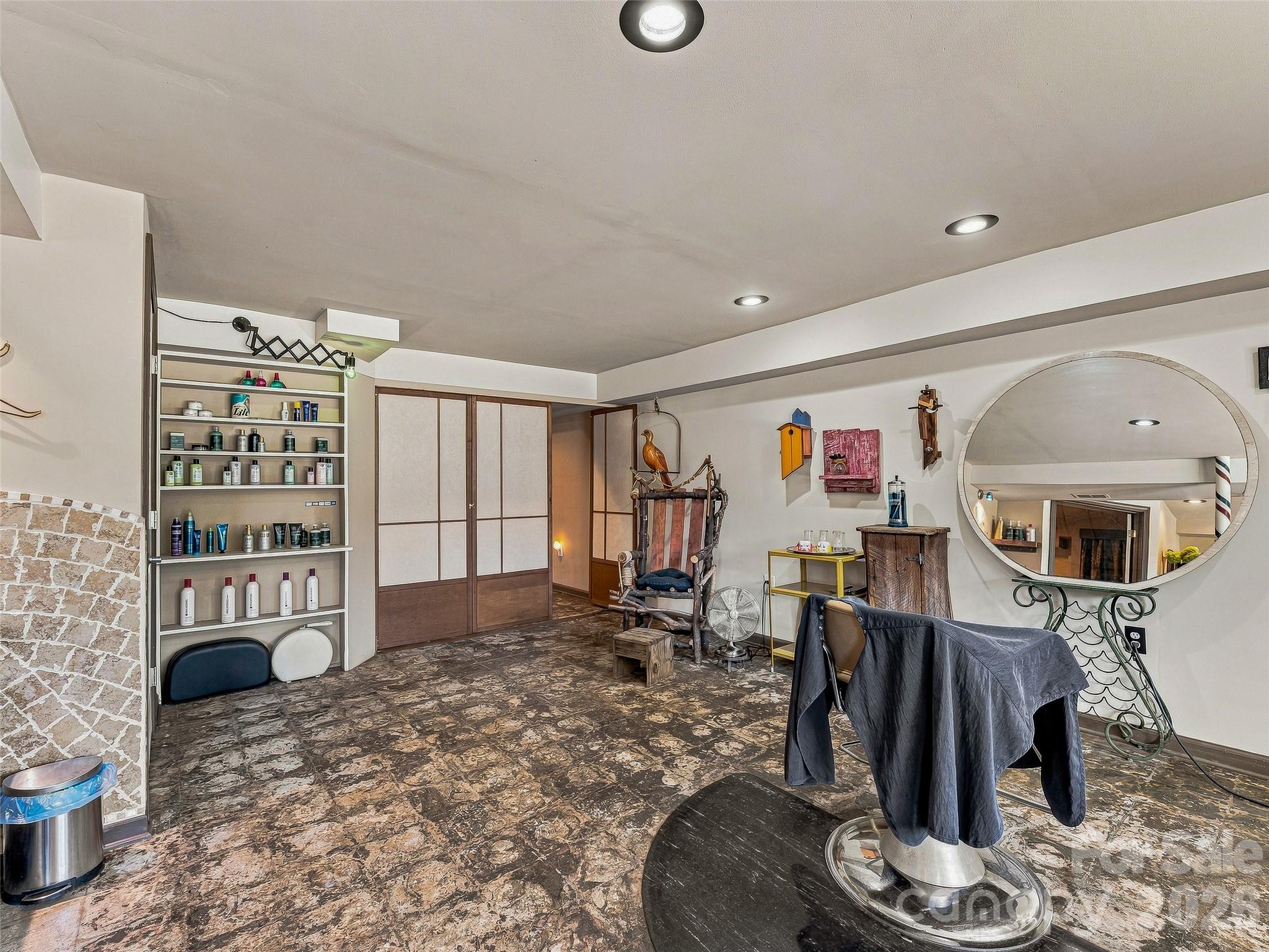 30 Maney Avenue — Asheville