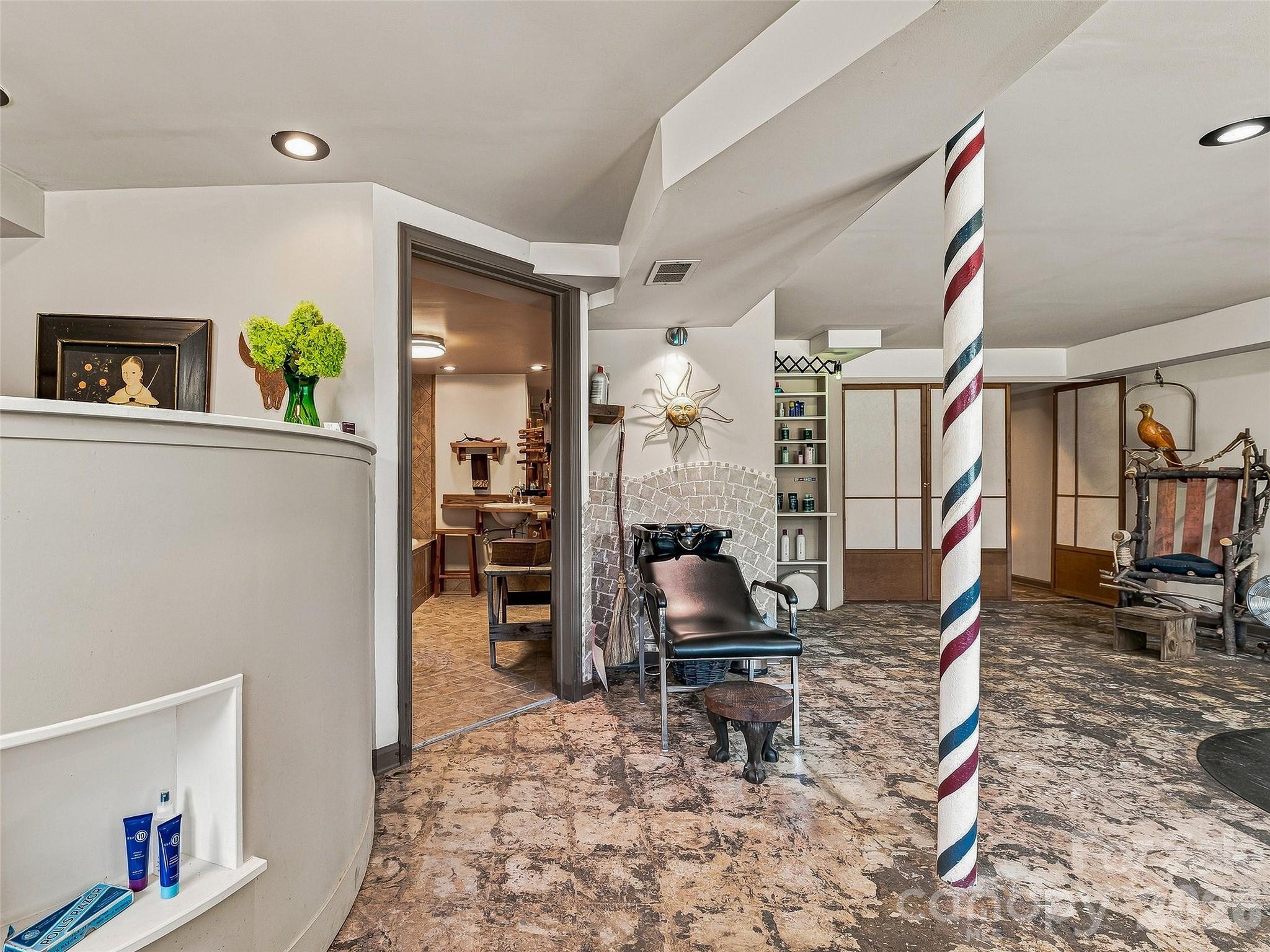 30 Maney Avenue — Asheville