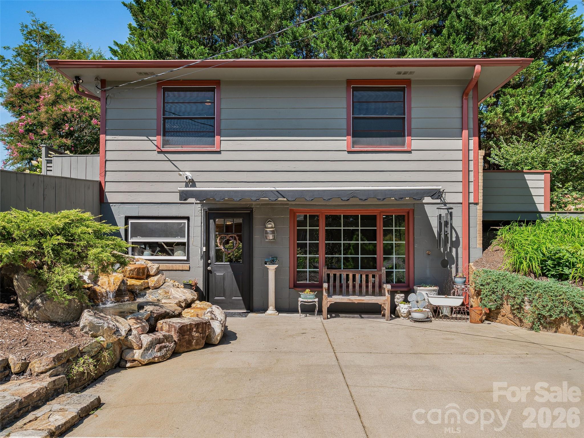 30 Maney Avenue — Asheville