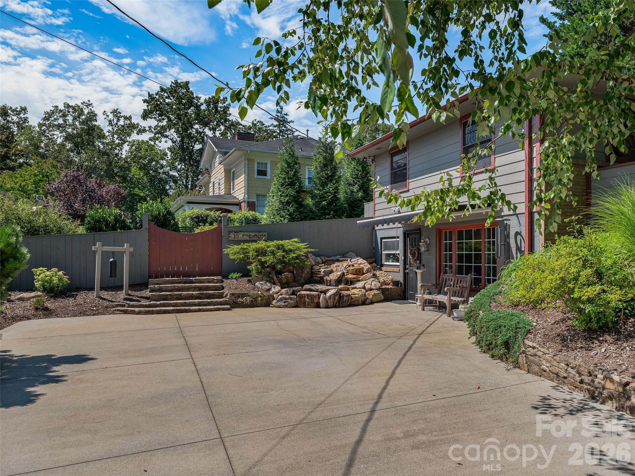 30 Maney Avenue — Asheville
