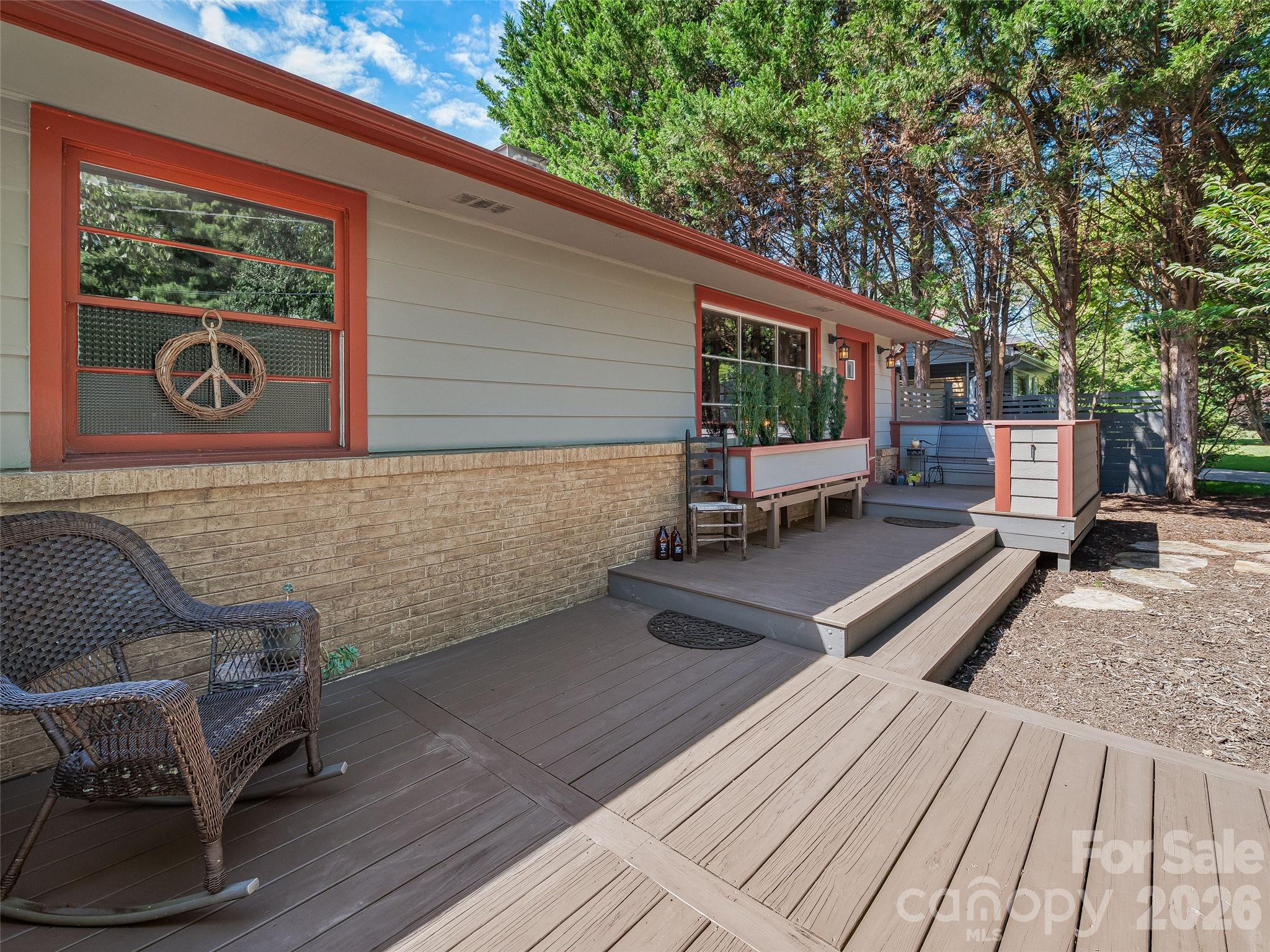 30 Maney Avenue — Asheville