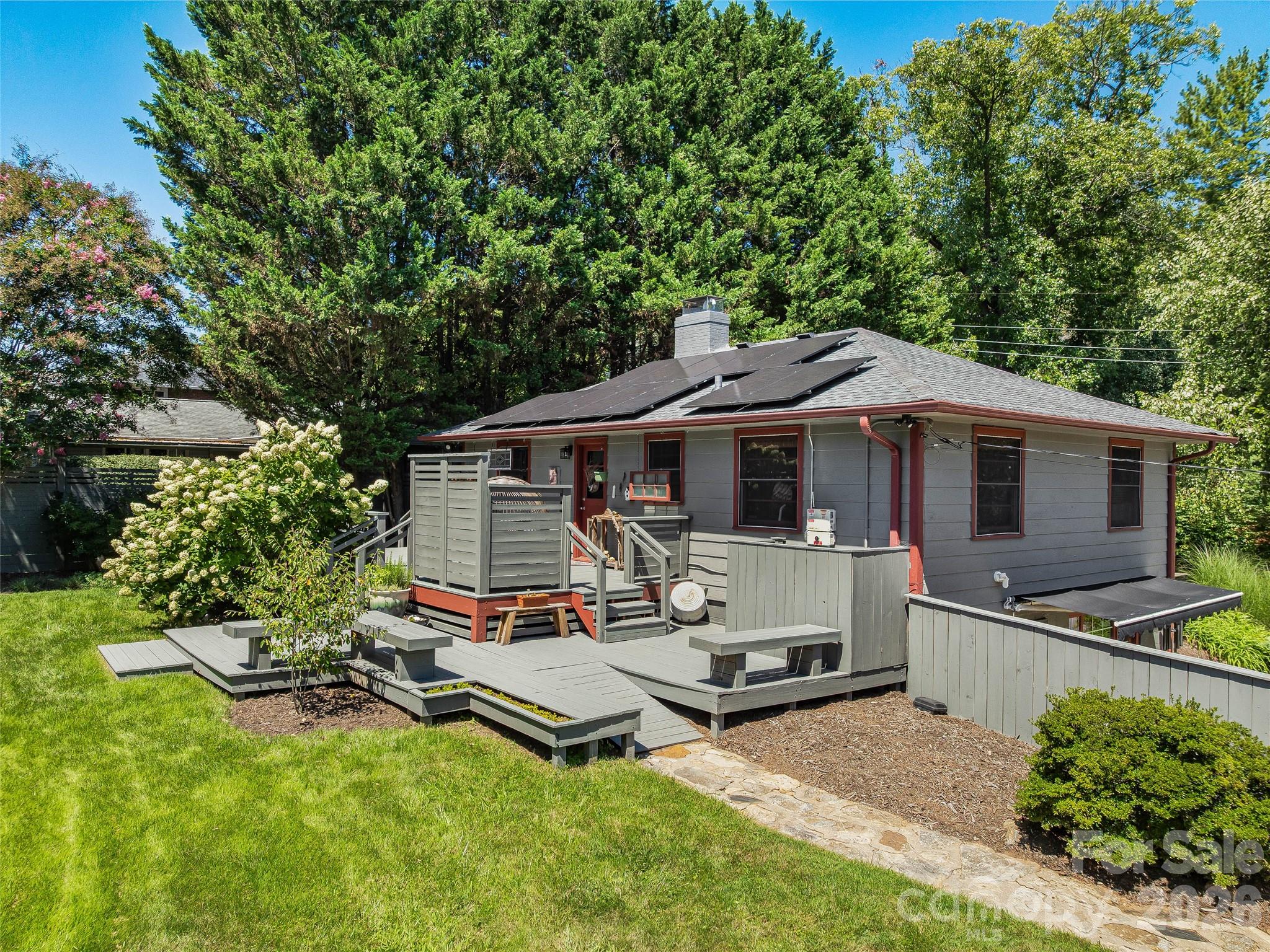 30 Maney Avenue — Asheville