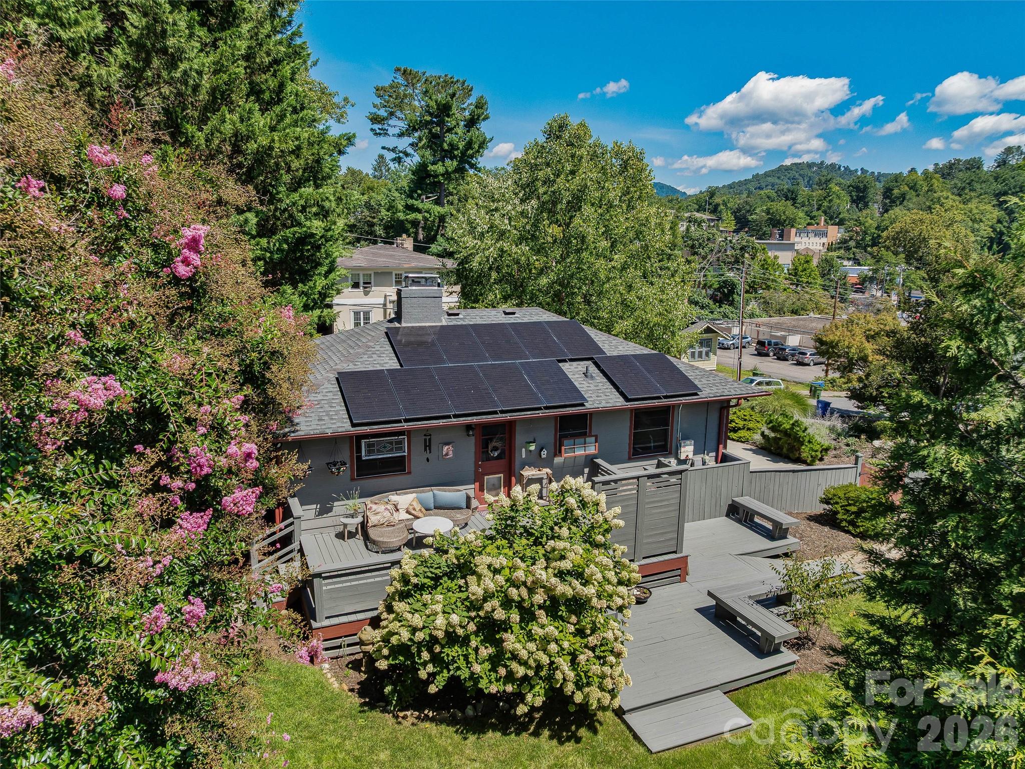 30 Maney Avenue — Asheville