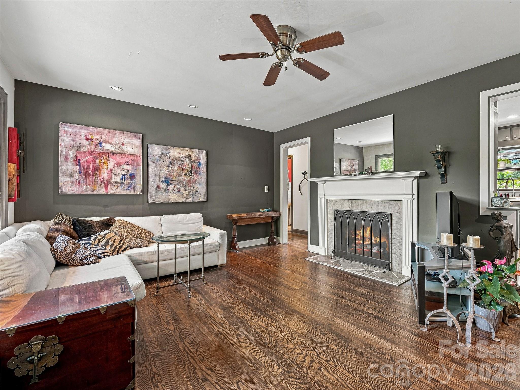 30 Maney Avenue — Asheville