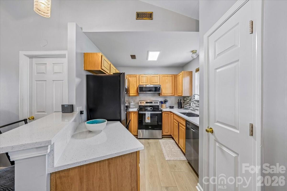 551 Porter Street — Charlotte