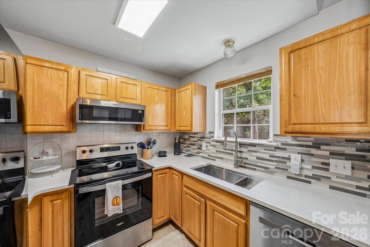 551 Porter Street — Charlotte