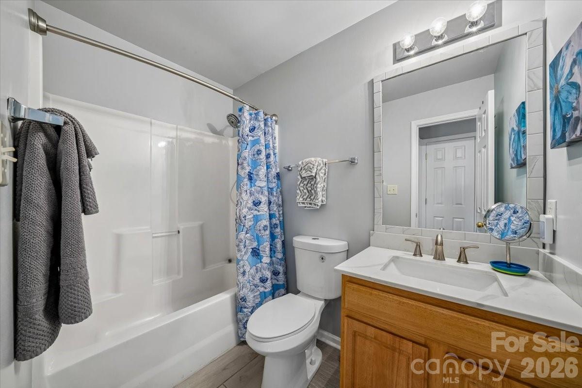 551 Porter Street — Charlotte