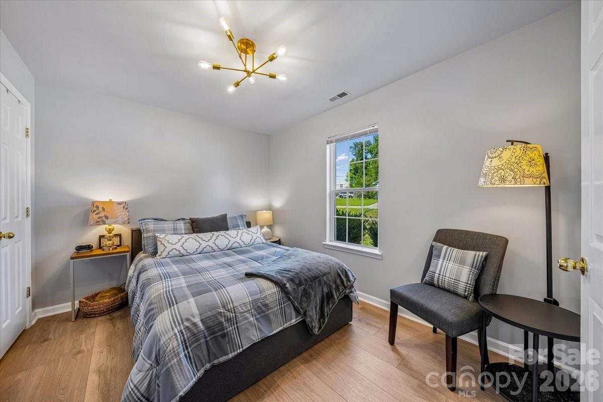 551 Porter Street — Charlotte