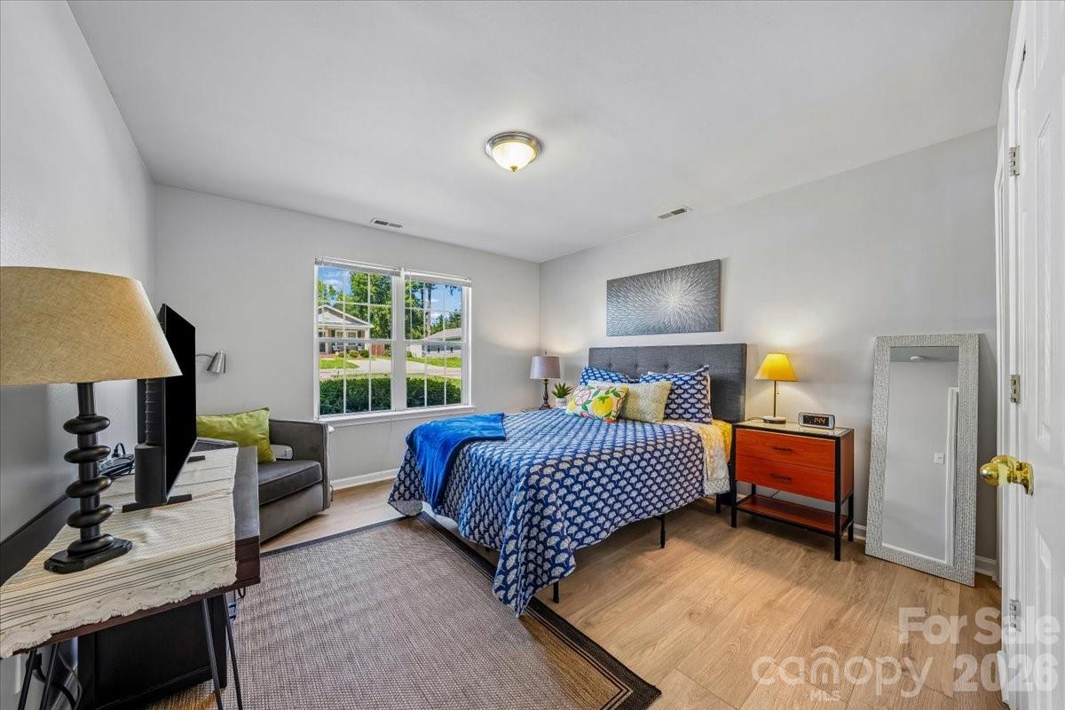 551 Porter Street — Charlotte
