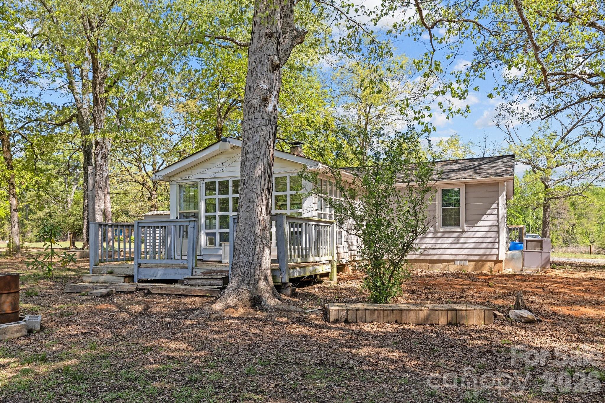 4436 Shiloh Unity Road — Lancaster